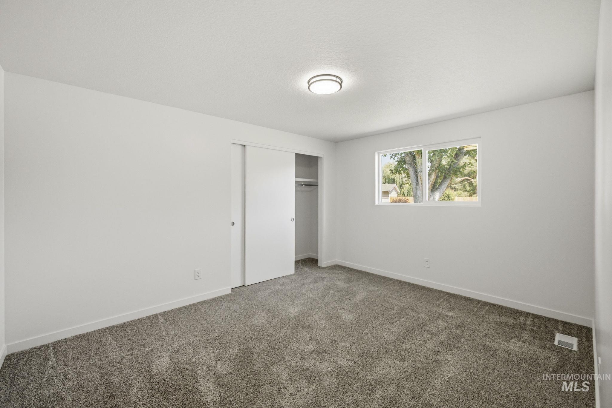 4015 N. Bristol, Boise, Idaho 83704, 7 Bedrooms, 4 Bathrooms, Residential For Sale, Price $565,000, 98995365