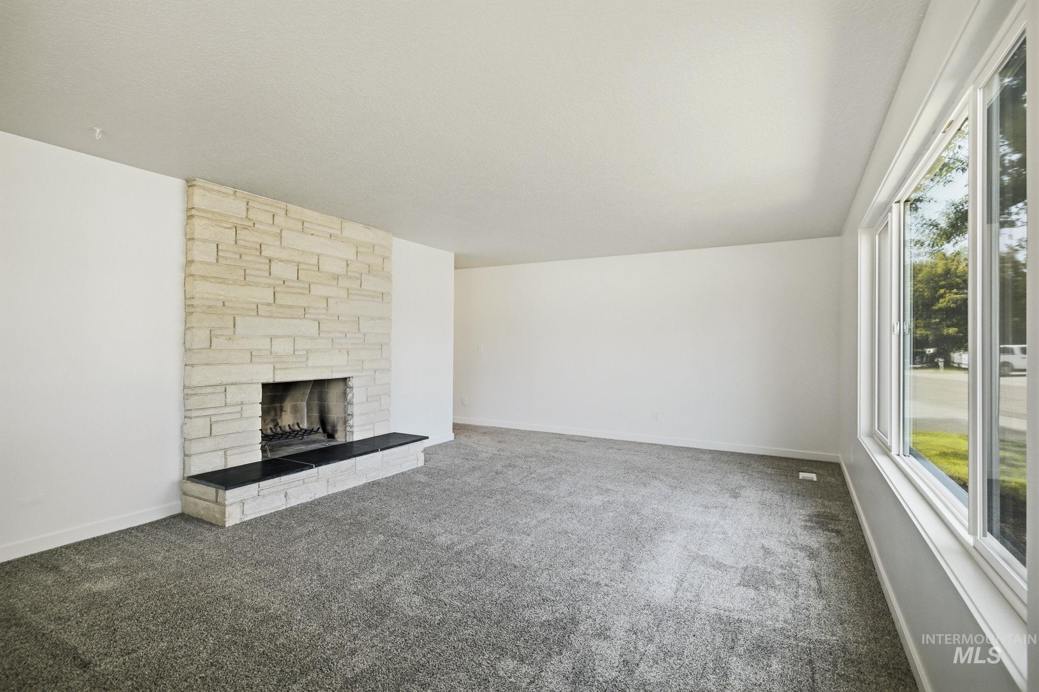 4015 N. Bristol, Boise, Idaho 83704, 7 Bedrooms, 4 Bathrooms, Residential For Sale, Price $565,000, 98995365