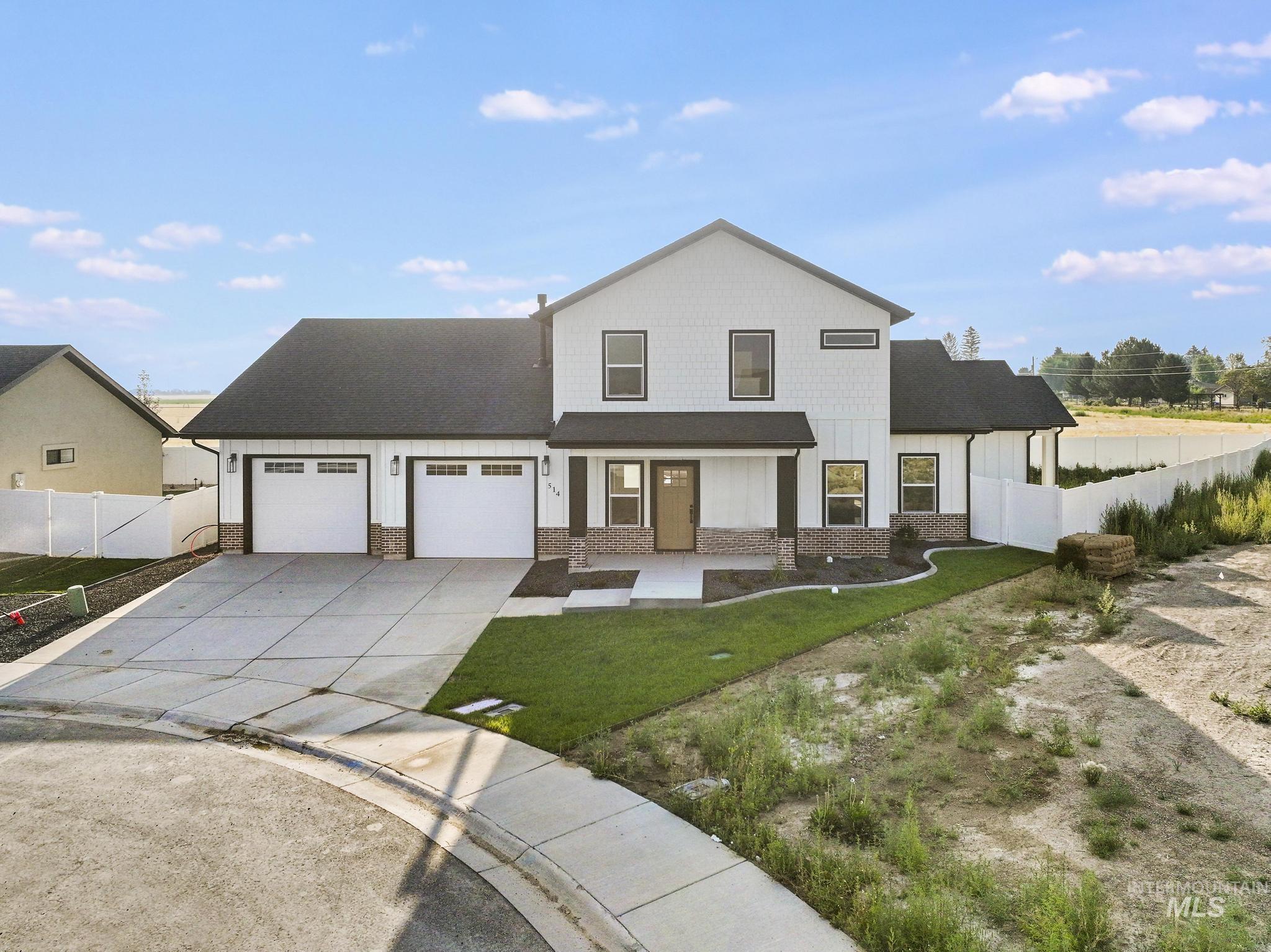 514 Full Moon Way, Twin Falls, Idaho 83301, 3 Bedrooms, 2.5 Bathrooms, Residential For Sale, Price $599,999,MLS 98995376