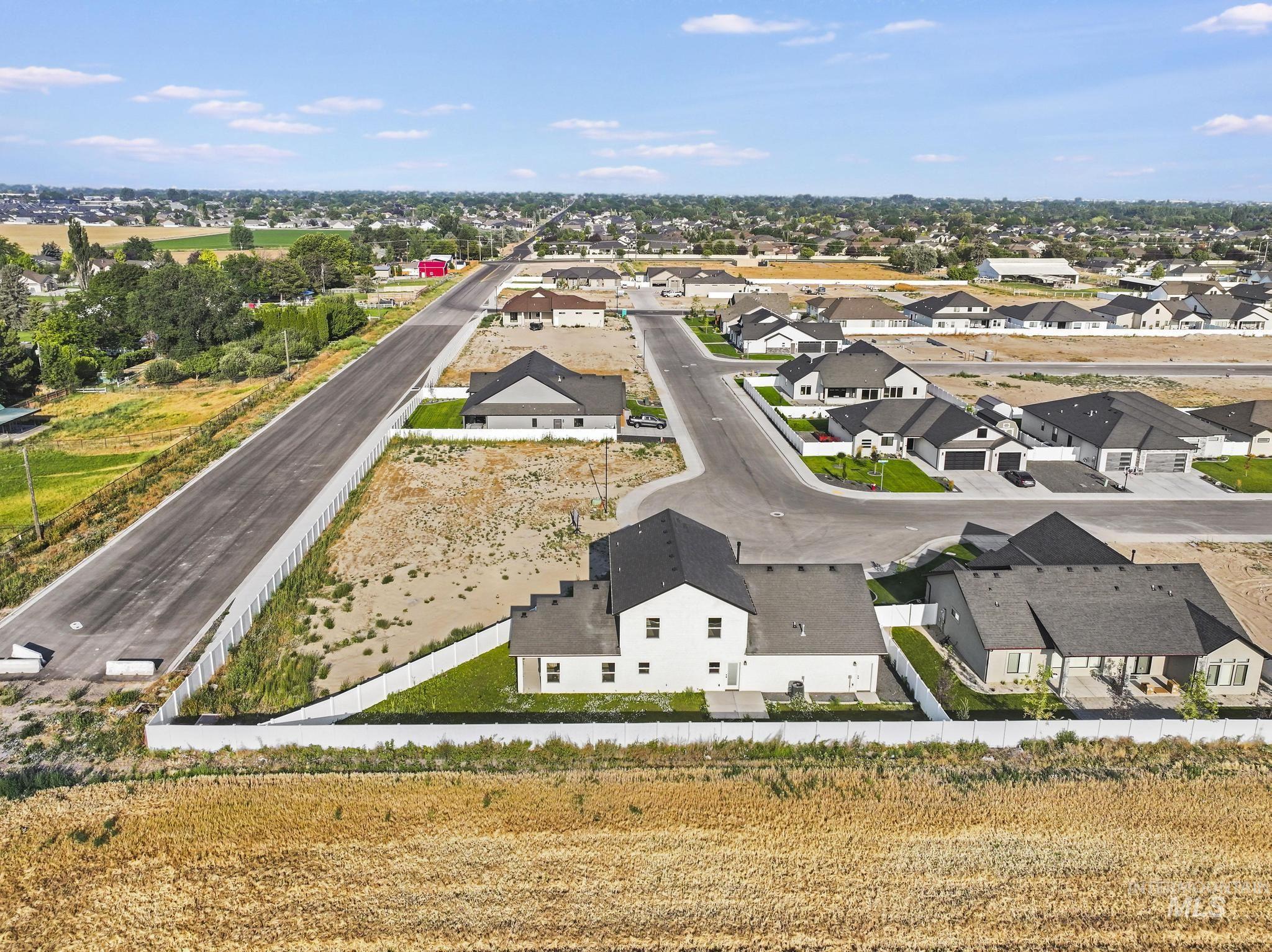 514 Full Moon Way, Twin Falls, Idaho 83301, 3 Bedrooms, 2.5 Bathrooms, Residential For Sale, Price $599,999,MLS 98995376