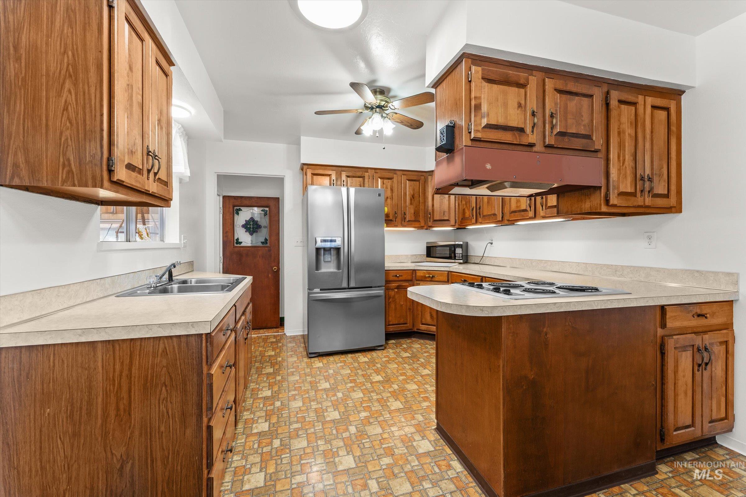 980 N 6th East, Mountain Home, Idaho 83647, 4 Bedrooms, 1.5 Bathrooms, Residential For Sale, Price $399,900, 98995380