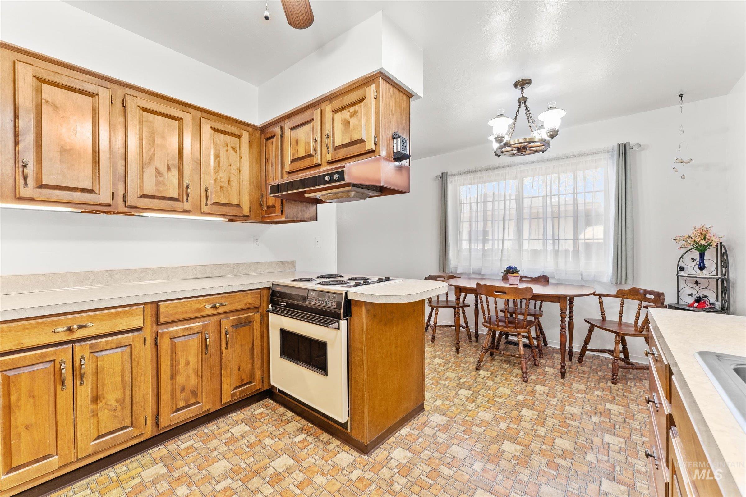 980 N 6th East, Mountain Home, Idaho 83647, 4 Bedrooms, 1.5 Bathrooms, Residential For Sale, Price $399,900, 98995380