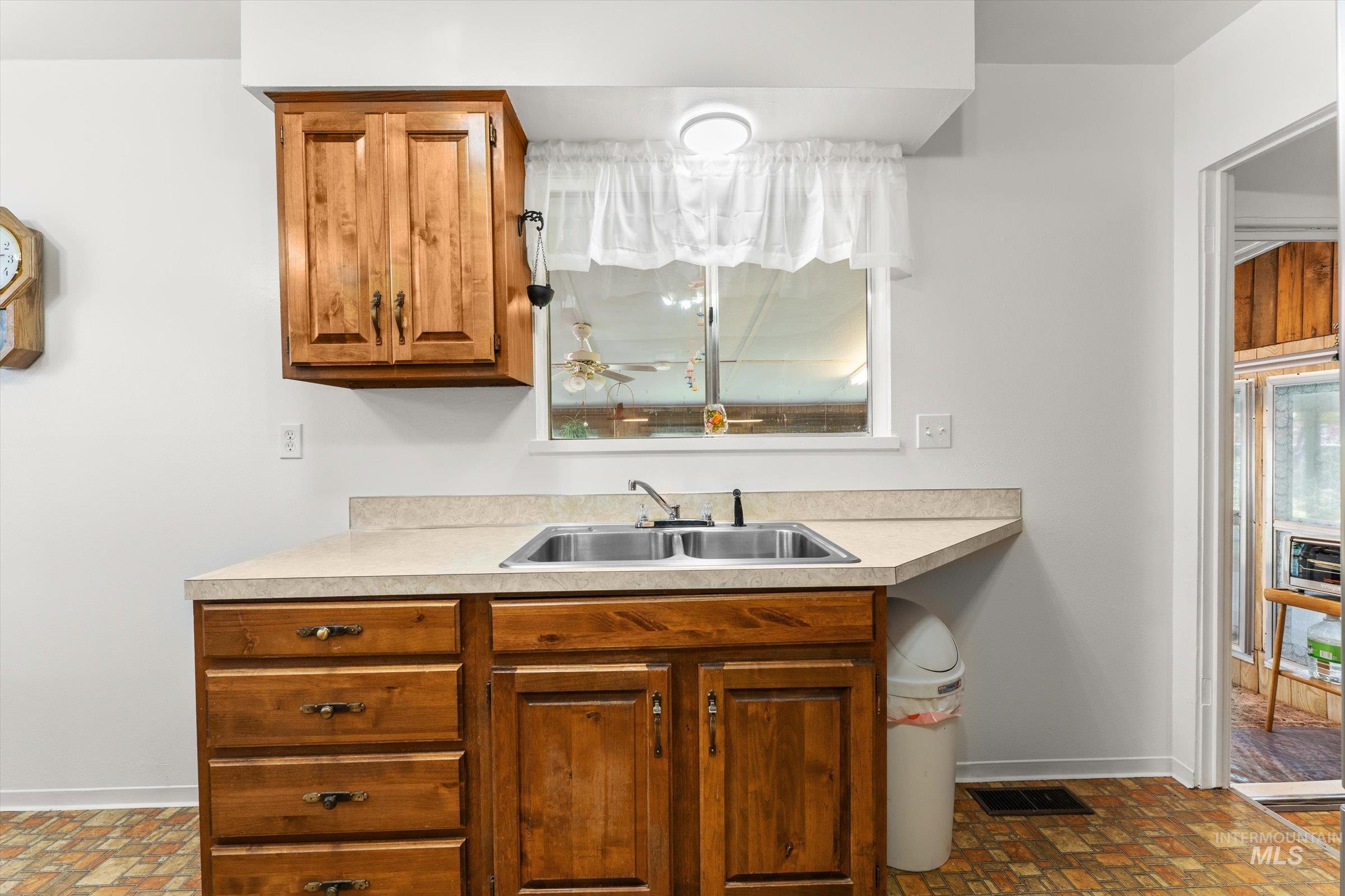 980 N 6th East, Mountain Home, Idaho 83647, 4 Bedrooms, 1.5 Bathrooms, Residential For Sale, Price $399,900, 98995380