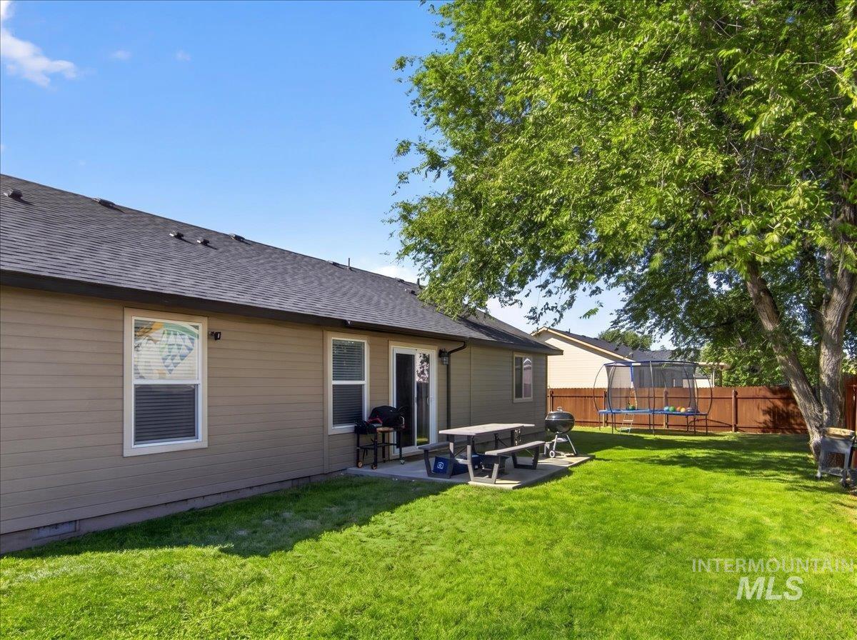 1078 Dittman Dr, Emmett, Idaho 83617, 3 Bedrooms, 2 Bathrooms, Residential For Sale, Price $369,000, 98995392
