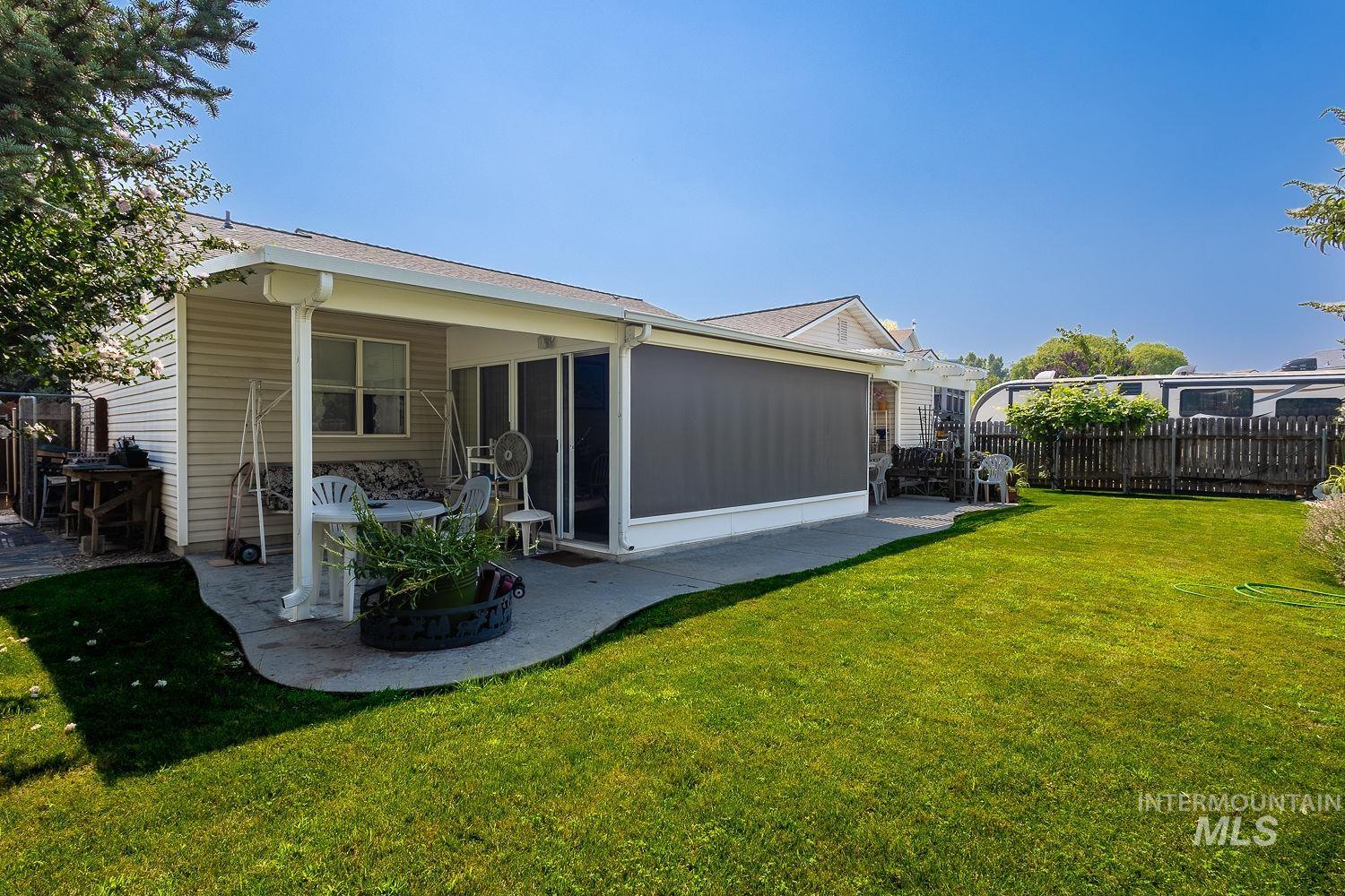 1507 S Willow Creek, Nampa, Idaho 83686, 3 Bedrooms, 2 Bathrooms, Residential For Sale, Price $375,000, 98995403