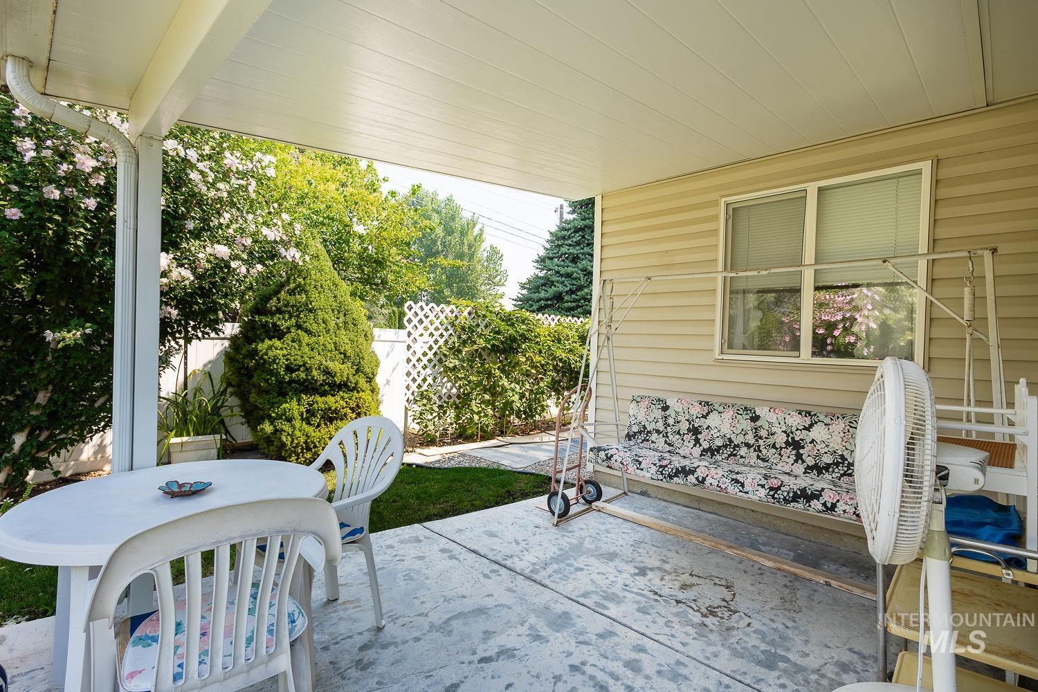 1507 S Willow Creek, Nampa, Idaho 83686, 3 Bedrooms, 2 Bathrooms, Residential For Sale, Price $375,000, 98995403