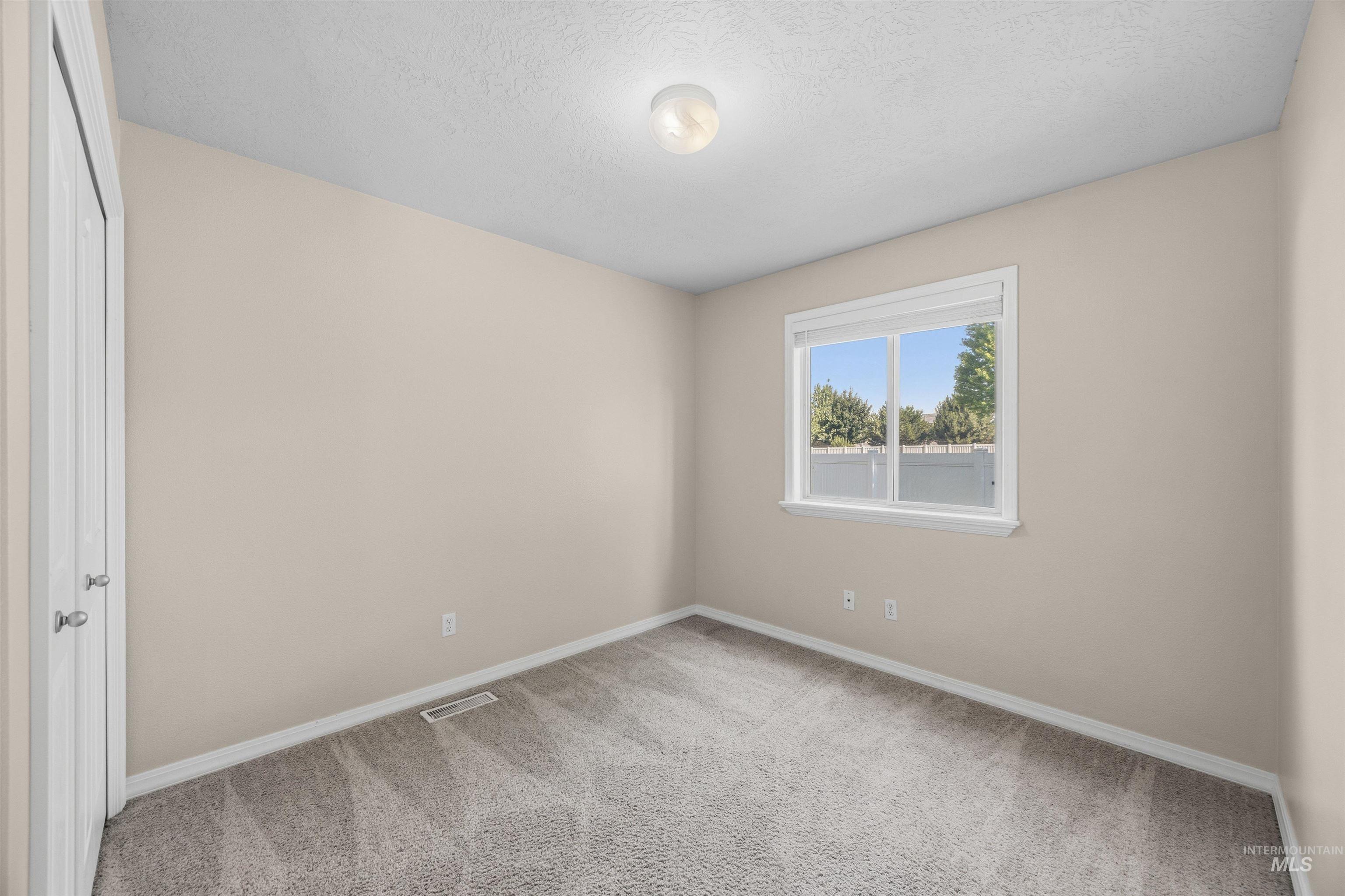 2129 N Cool Springs Ave, Kuna, Idaho 83643, 3 Bedrooms, 2 Bathrooms, Residential For Sale, Price $475,000, 98995408