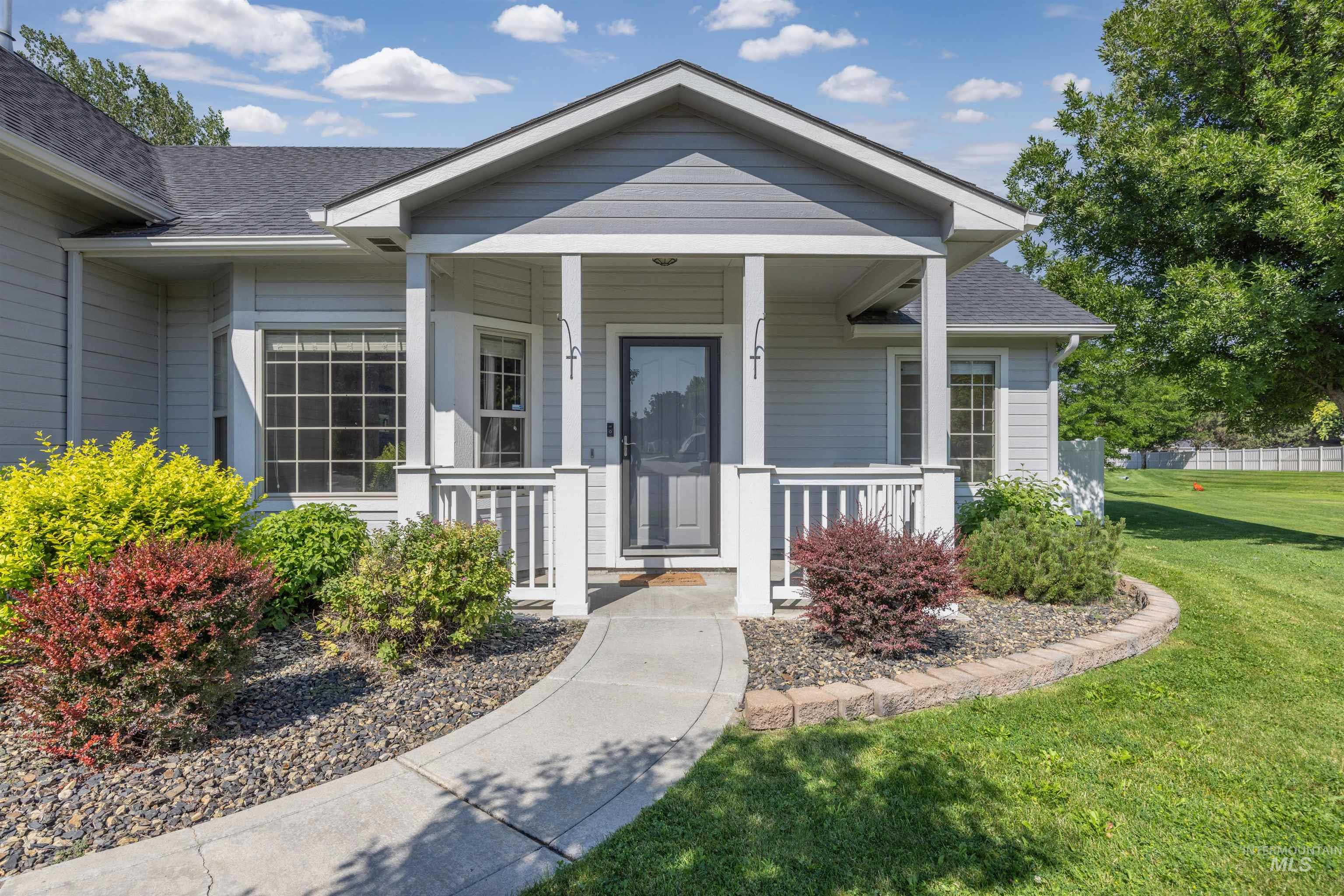 2129 N Cool Springs Ave, Kuna, Idaho 83643, 3 Bedrooms, 2 Bathrooms, Residential For Sale, Price $475,000, 98995408