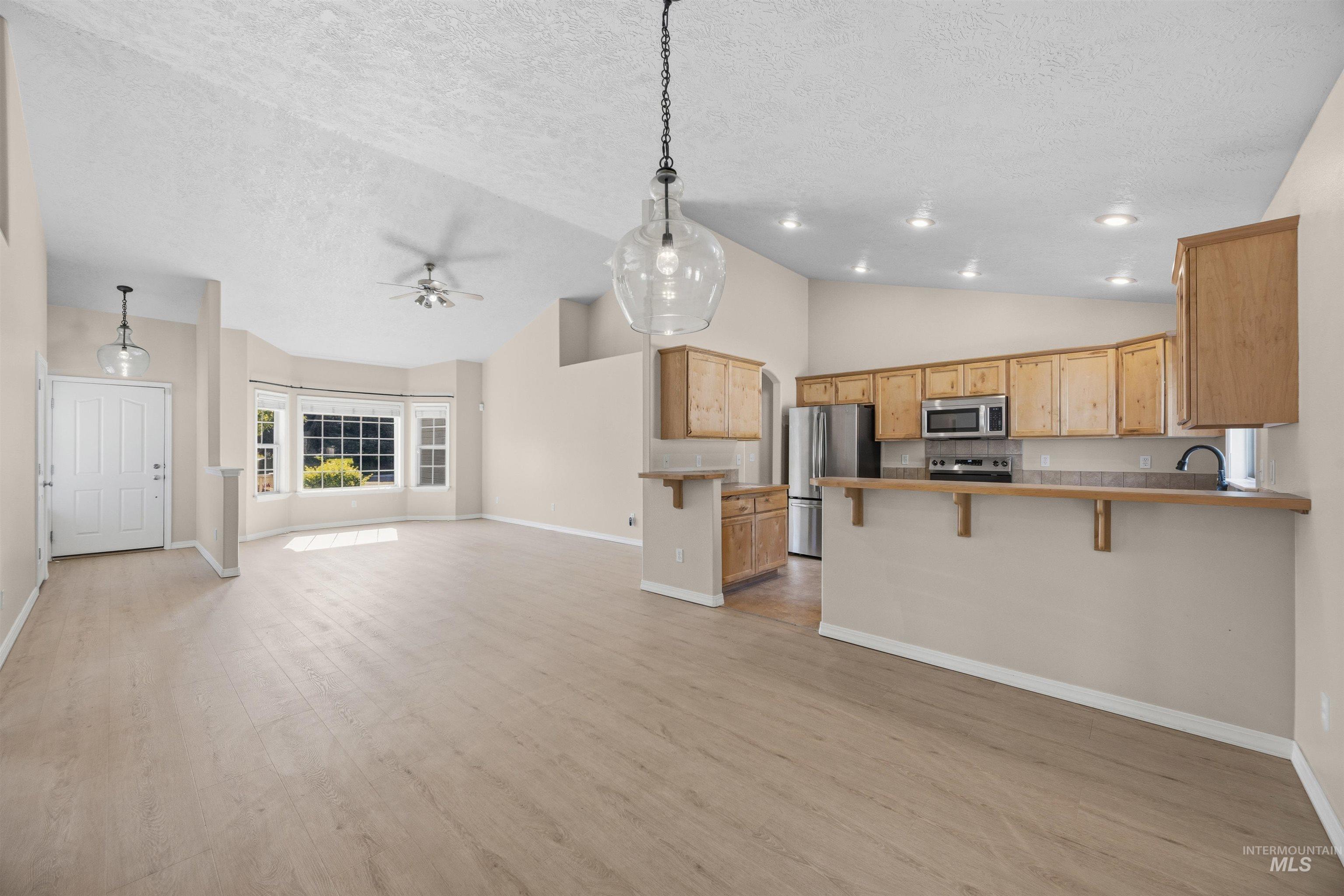 2129 N Cool Springs Ave, Kuna, Idaho 83643, 3 Bedrooms, 2 Bathrooms, Residential For Sale, Price $475,000, 98995408