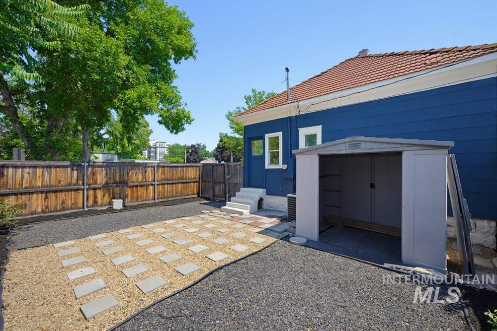 119 N 17th St, Boise, Idaho 83702, 3 Bedrooms, 1 Bathroom, Residential For Sale, Price $450,000, 98995410