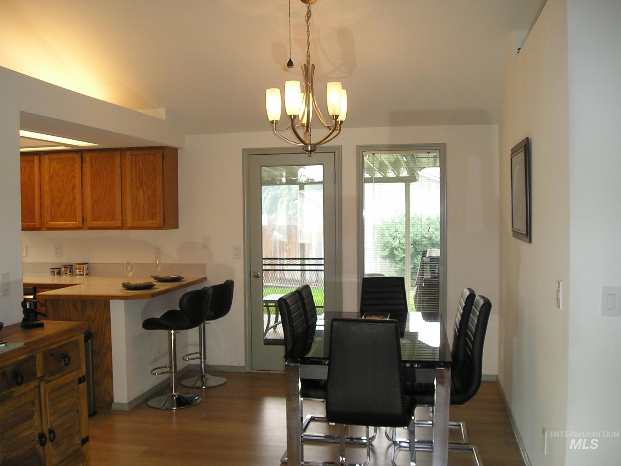 8869 W Lancelot St., Boise, Idaho 83704, 3 Bedrooms, 2 Bathrooms, Residential For Sale, Price $435,000, 98995414