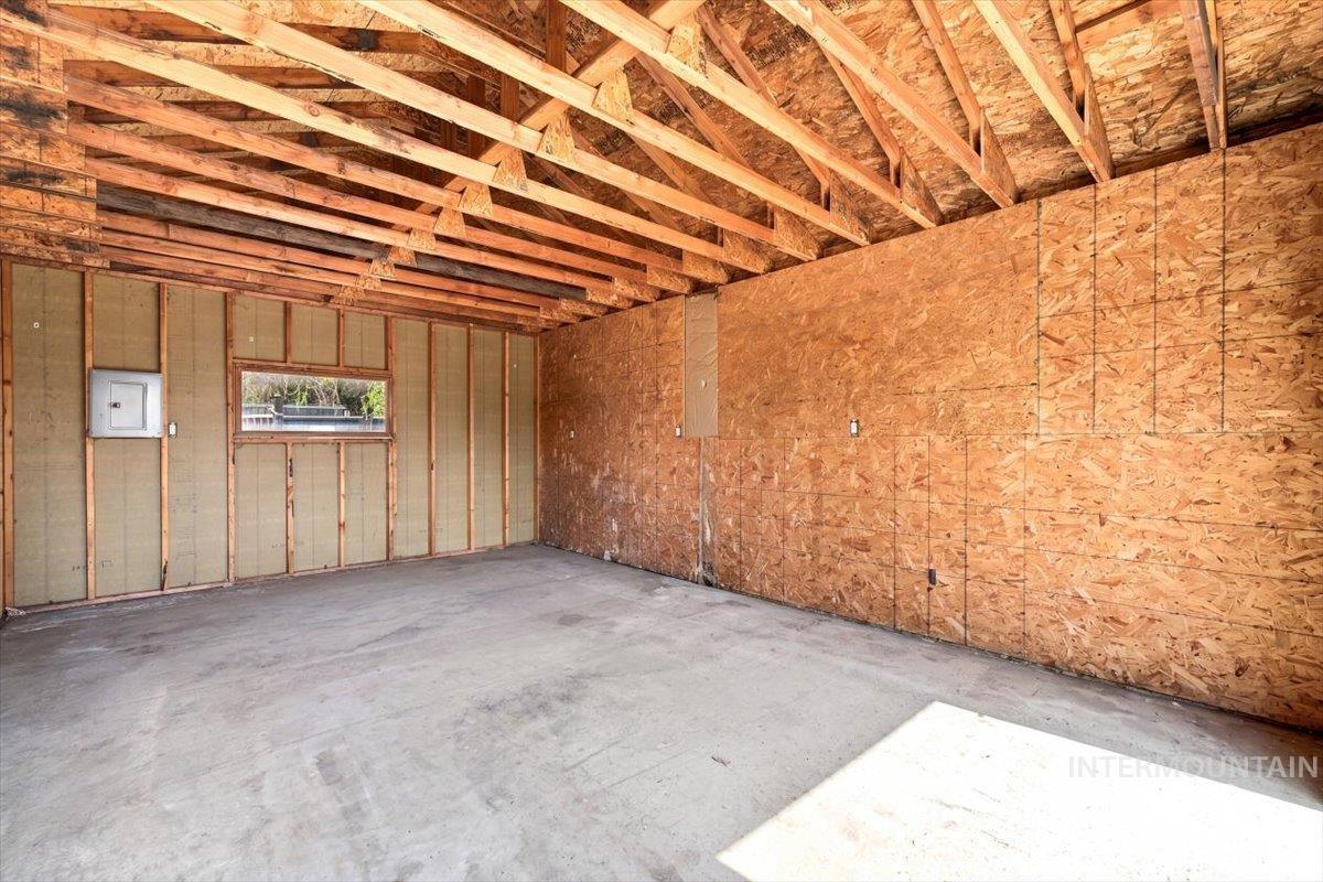 10312 W Claudia Rd, Boise, Idaho 83714, 3 Bedrooms, 2 Bathrooms, Residential For Sale, Price $399,990, 98995416