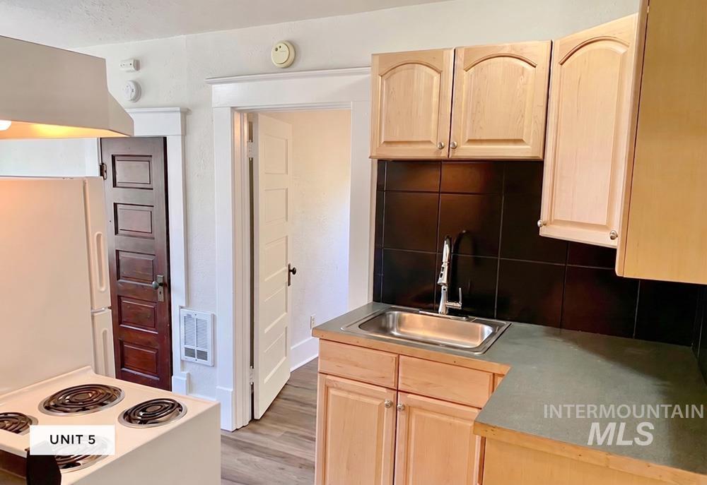 401 N 19th St, Boise, Idaho 83702, 1 Bedroom, 1 Bathroom, Residential Income For Sale, Price $798,000,MLS 98995421