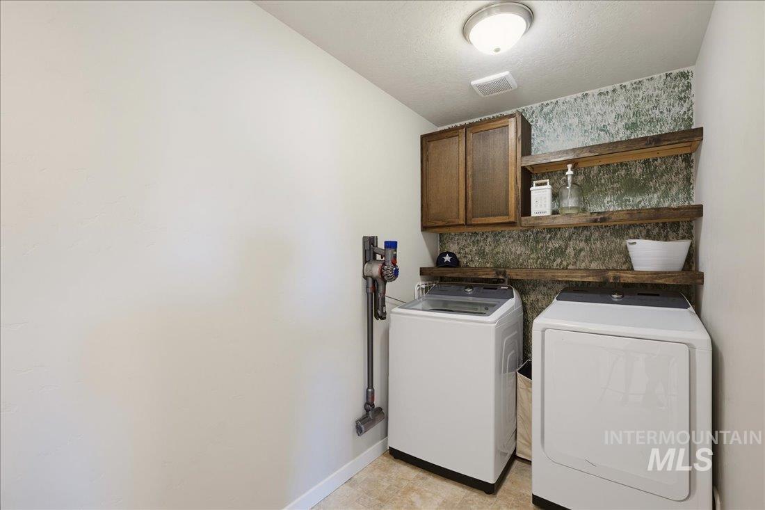 12189 W Greenstone, Nampa, Idaho 83651, 3 Bedrooms, 2.5 Bathrooms, Residential For Sale, Price $415,000, 98995422
