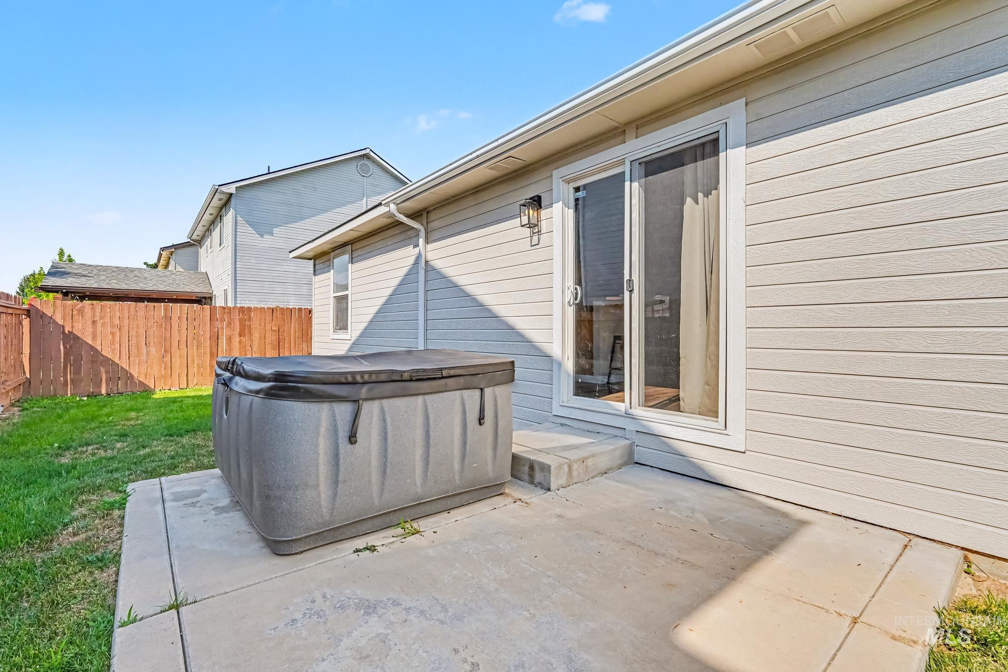 4311 N Buckboard Place, Boise, Idaho 83713, 3 Bedrooms, 2 Bathrooms, Residential For Sale, Price $430,000,MLS 98995425