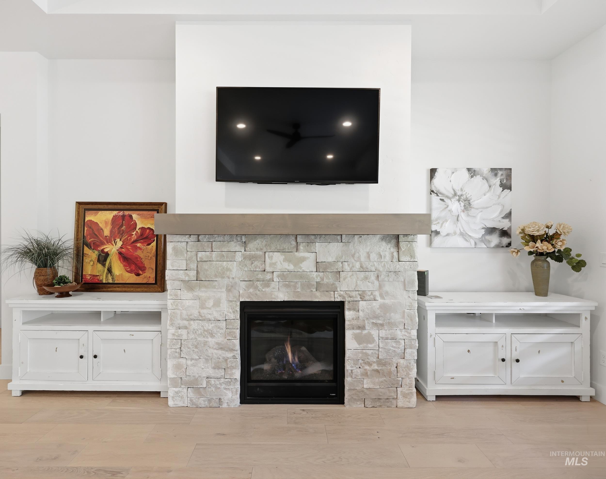 3254 W Miners Farm Dr, Boise, Idaho 83714, 4 Bedrooms, 2.5 Bathrooms, Residential For Sale, Price $975,000, 98995431