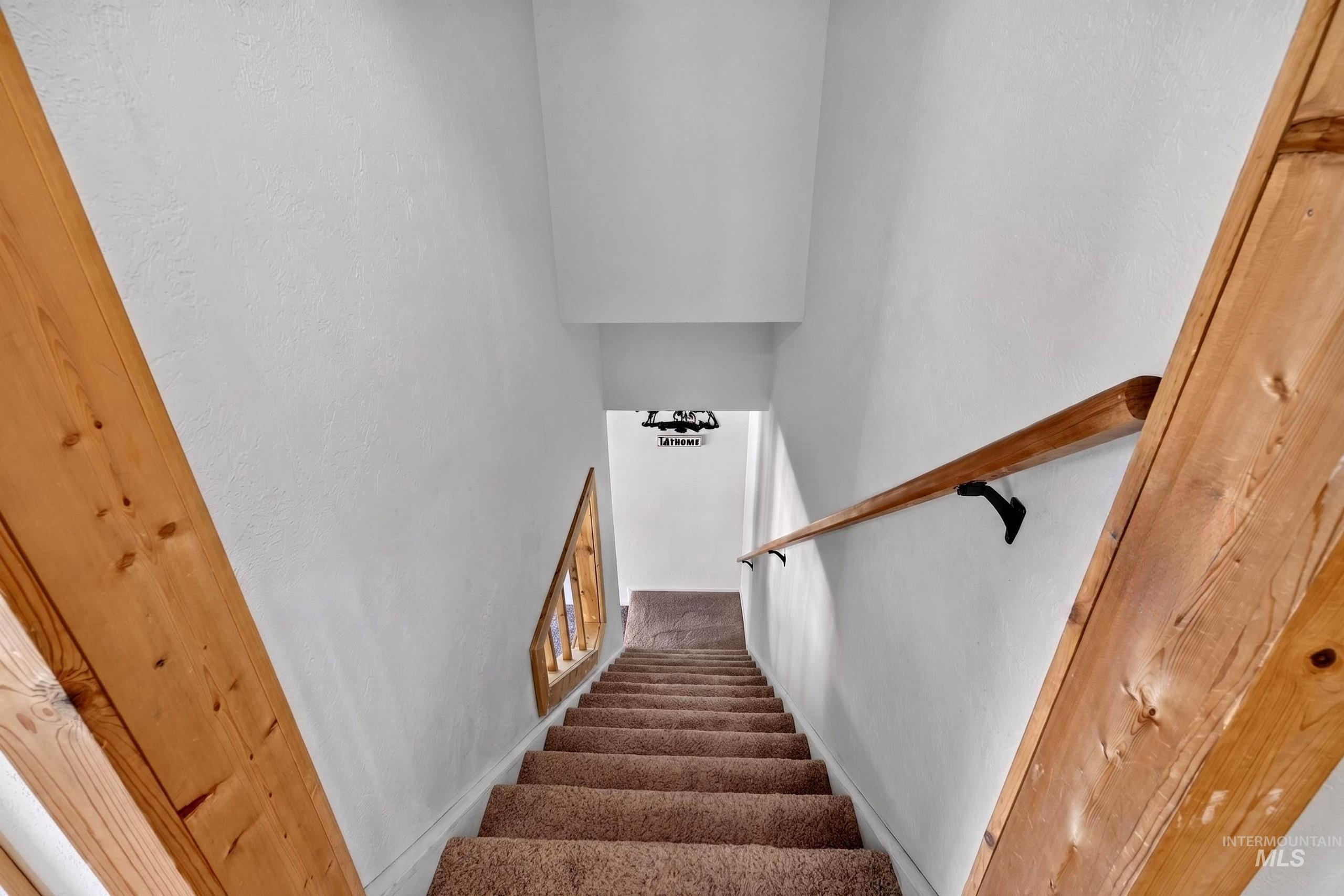37 Mores Creek Cir, Boise, Idaho 83716, 4 Bedrooms, 2 Bathrooms, Residential For Sale, Price $510,000, 98995432