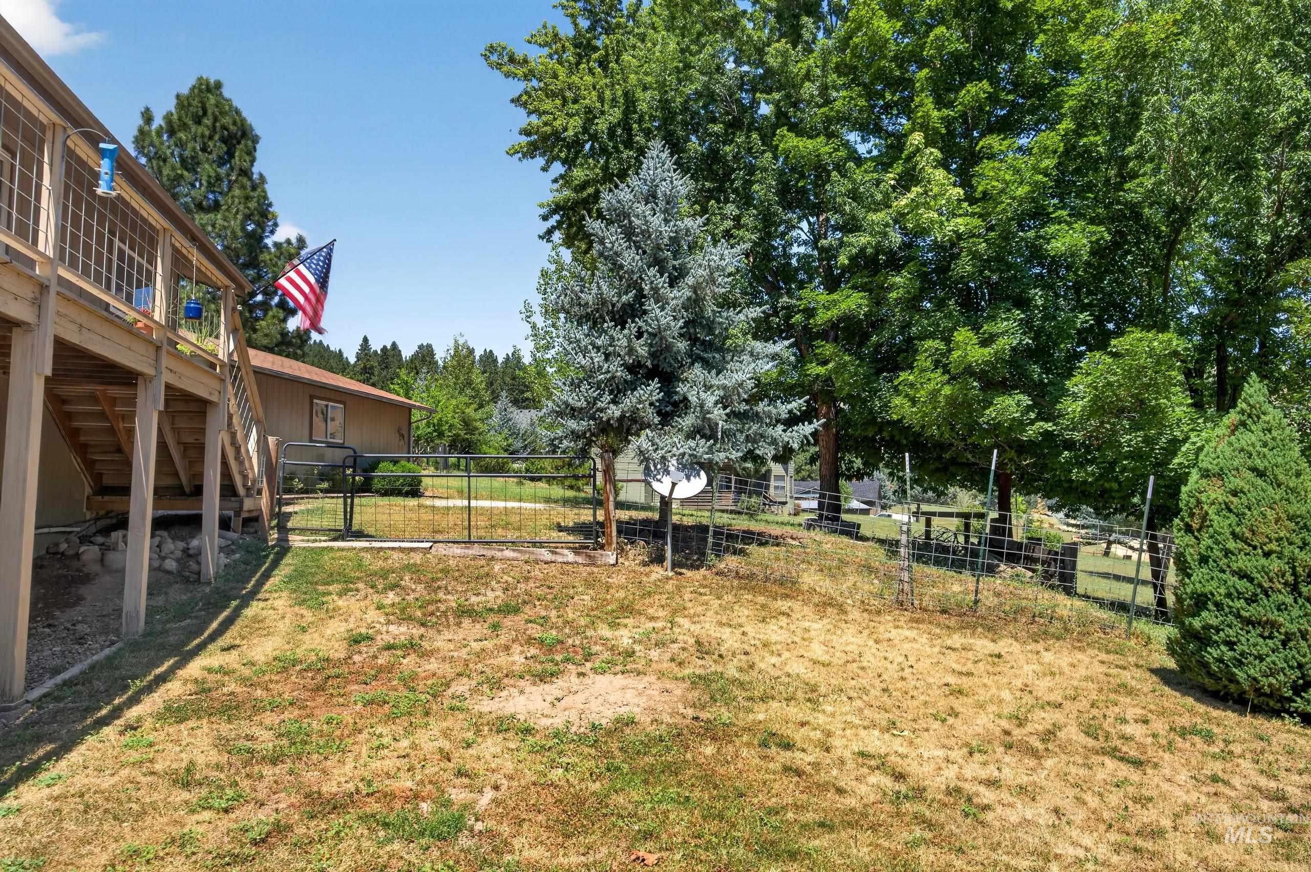 37 Mores Creek Cir, Boise, Idaho 83716, 4 Bedrooms, 2 Bathrooms, Residential For Sale, Price $510,000, 98995432