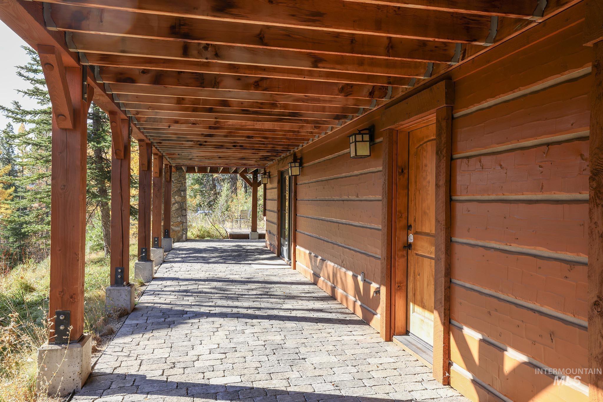 25 Francois Court, Donnelly, Idaho 83615, 4 Bedrooms, 4 Bathrooms, Residential For Sale, Price $2,000,000, 98995434