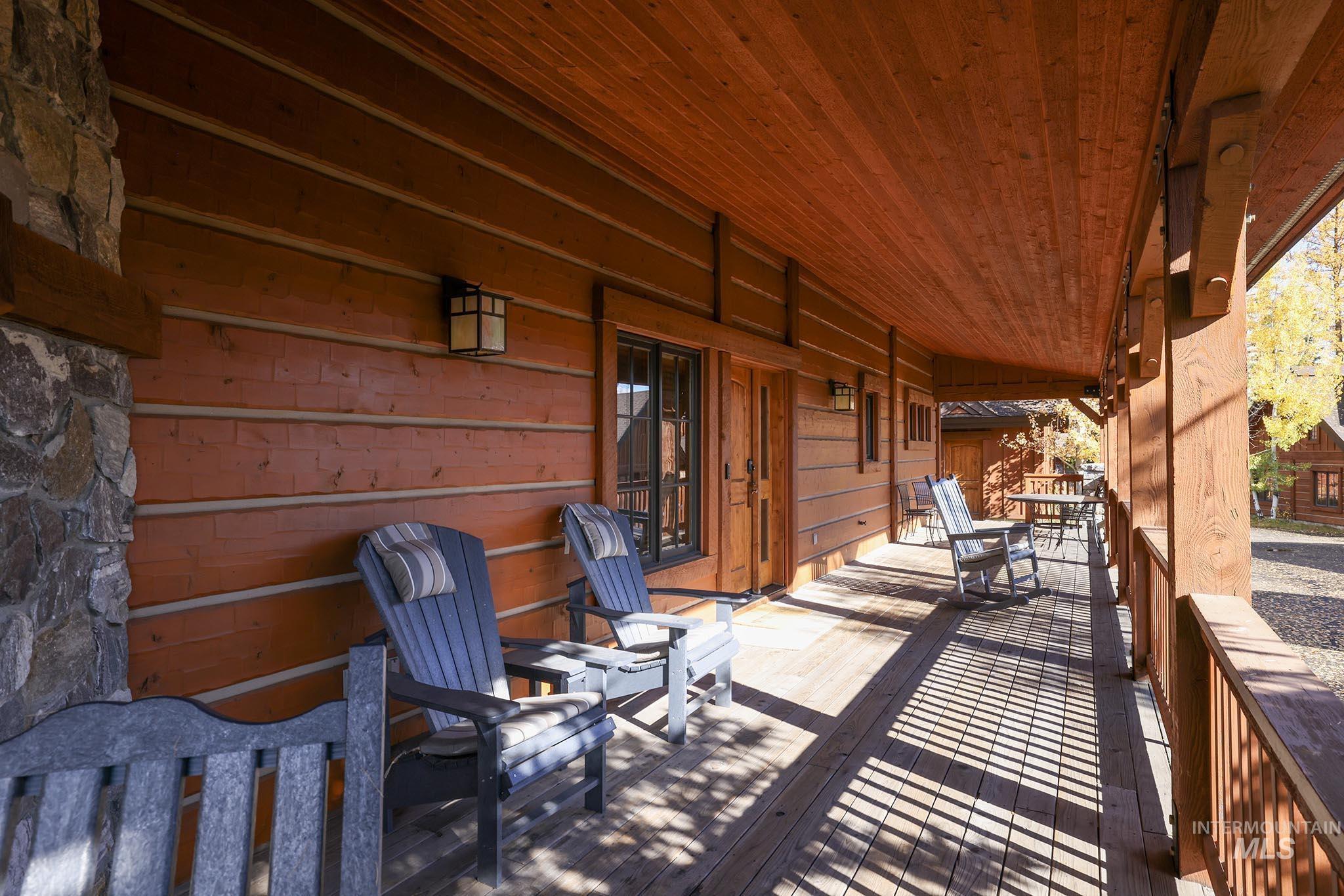 25 Francois Court, Donnelly, Idaho 83615, 4 Bedrooms, 4 Bathrooms, Residential For Sale, Price $2,000,000, 98995434