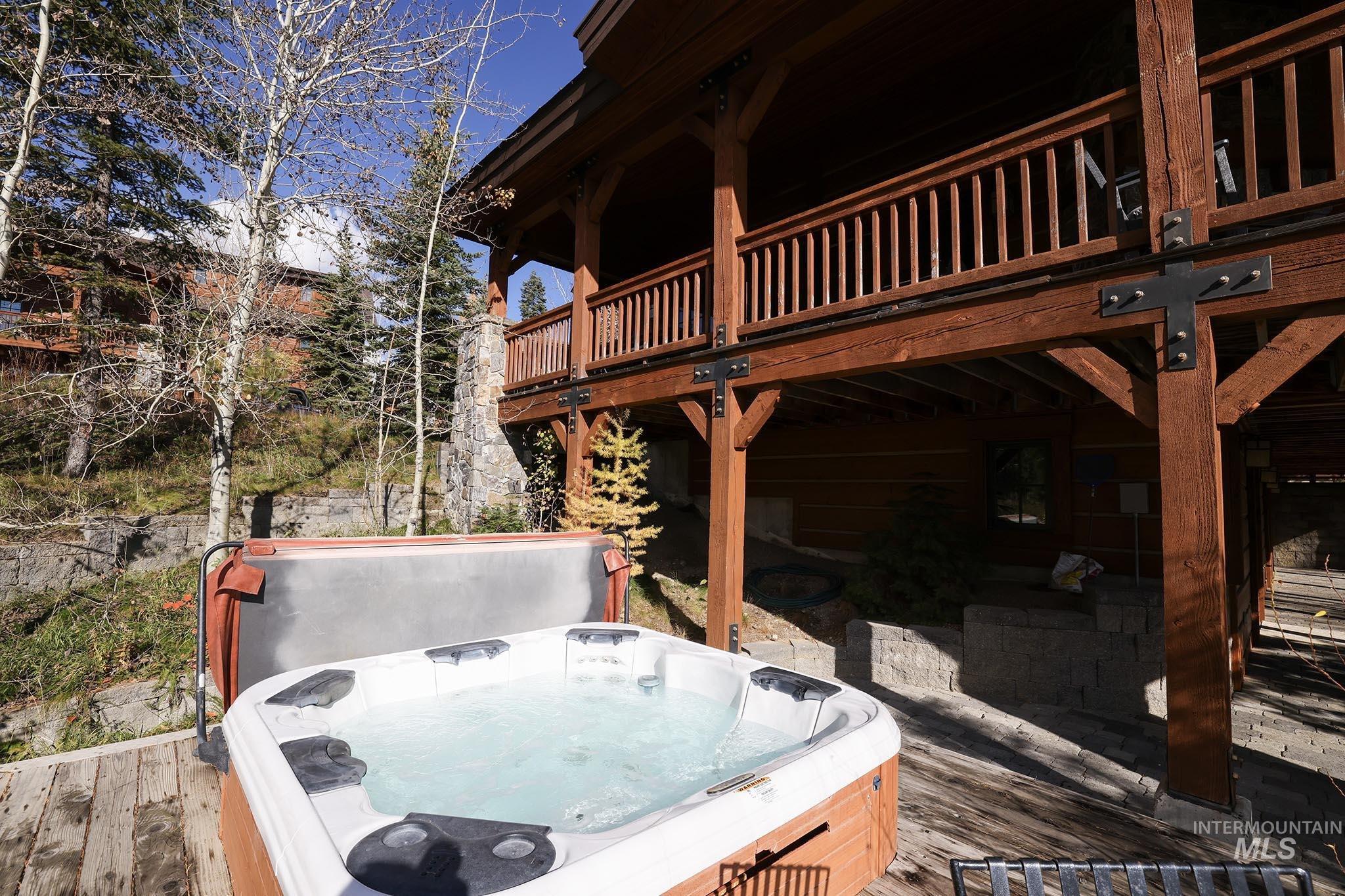 25 Francois Court, Donnelly, Idaho 83615, 4 Bedrooms, 4 Bathrooms, Residential For Sale, Price $2,000,000, 98995434