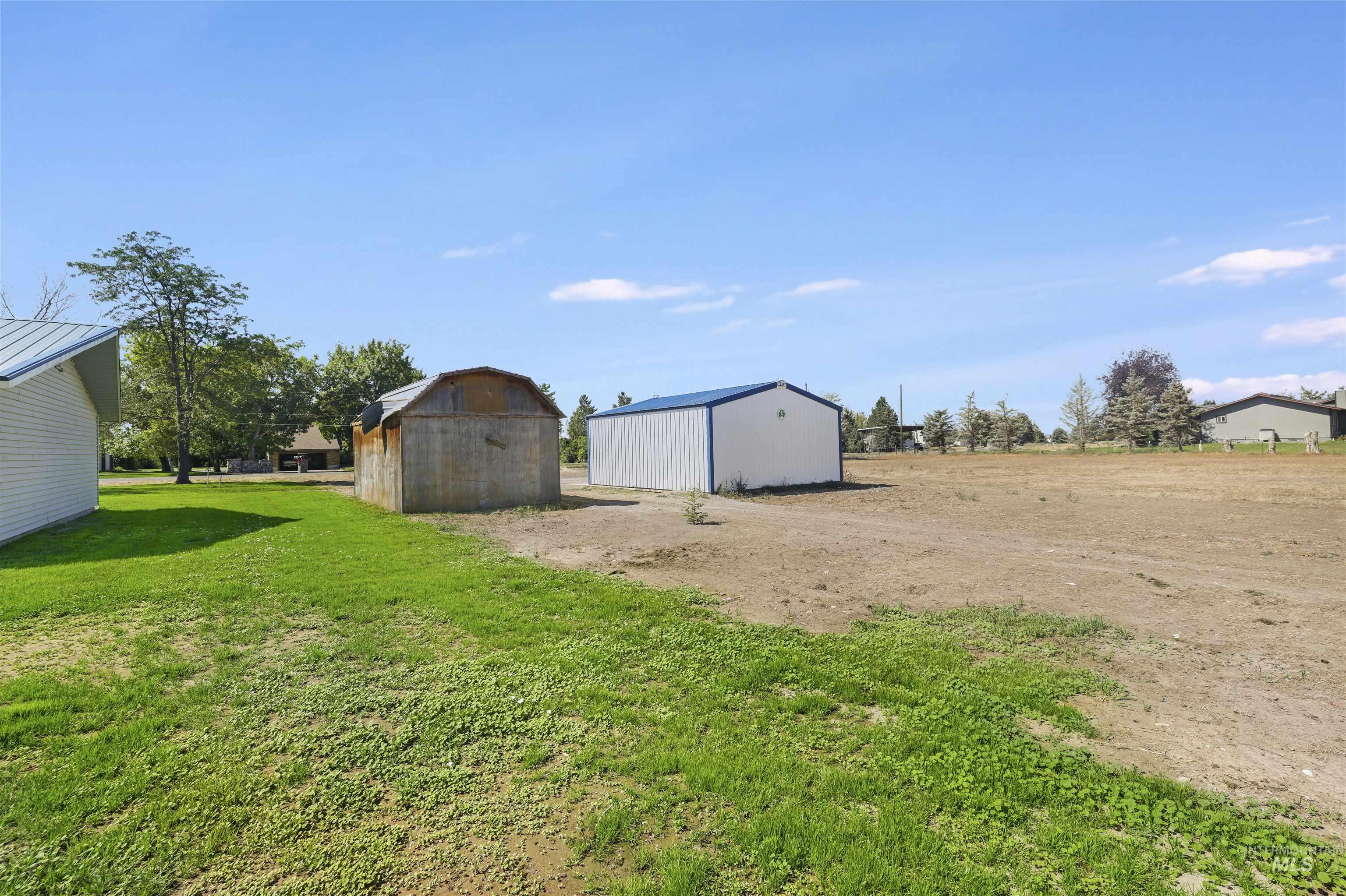 77 Horseshoe Circle, Jerome, Idaho 83338, 4 Bedrooms, 2.5 Bathrooms, Residential For Sale, Price $585,000, 98995435