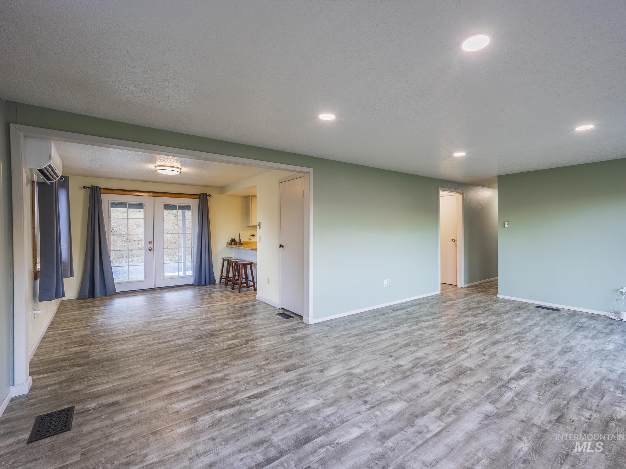161 Cemetery Road, White Bird, Idaho 83554, 4 Bedrooms, 2 Bathrooms, Residential For Sale, Price $469,000, 98995440