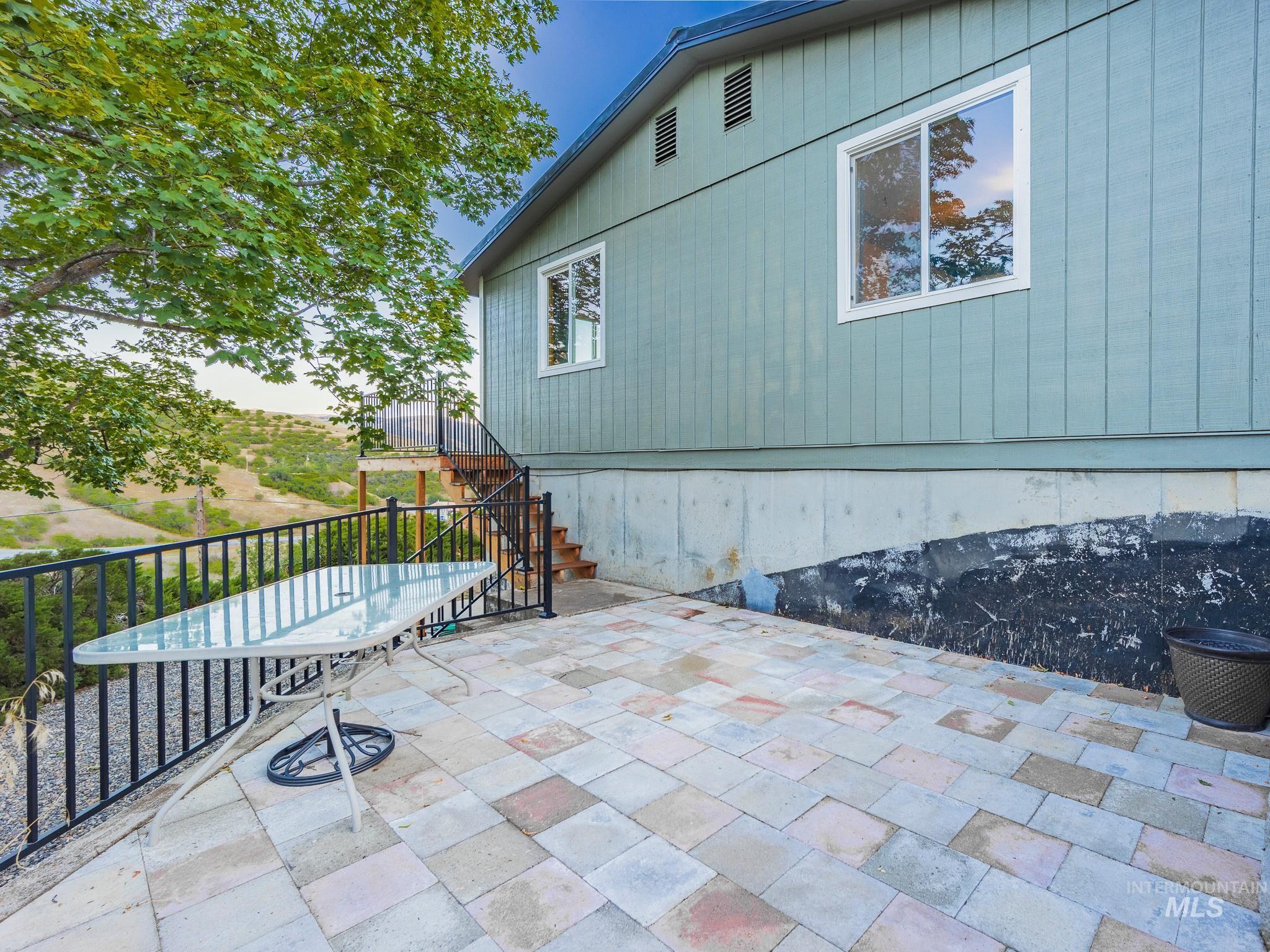 161 Cemetery Road, White Bird, Idaho 83554, 4 Bedrooms, 2 Bathrooms, Residential For Sale, Price $469,000, 98995440
