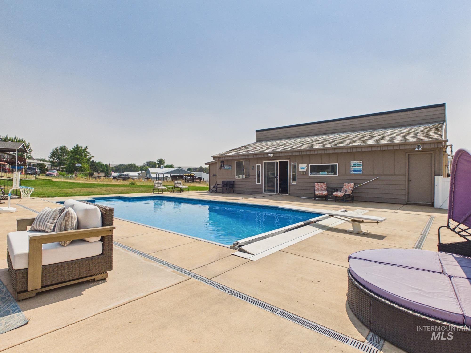 1916 Allmon, Lewiston, Idaho 83501, 4 Bedrooms, 3.5 Bathrooms, Residential For Sale, Price $899,000, 98995441