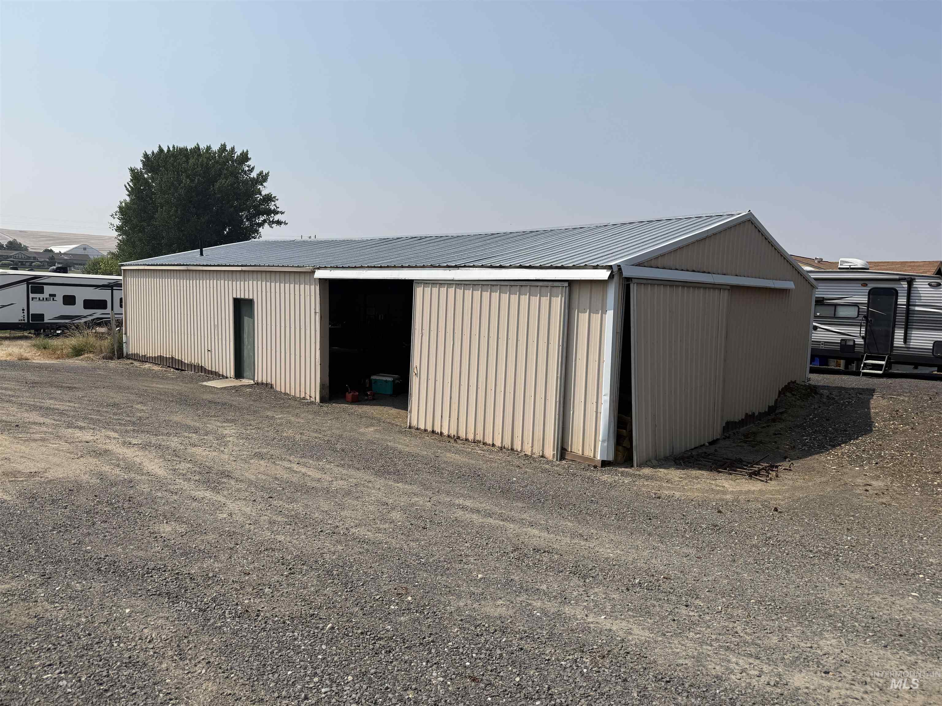 1916 Allmon, Lewiston, Idaho 83501, 4 Bedrooms, 3.5 Bathrooms, Residential For Sale, Price $899,000, 98995441