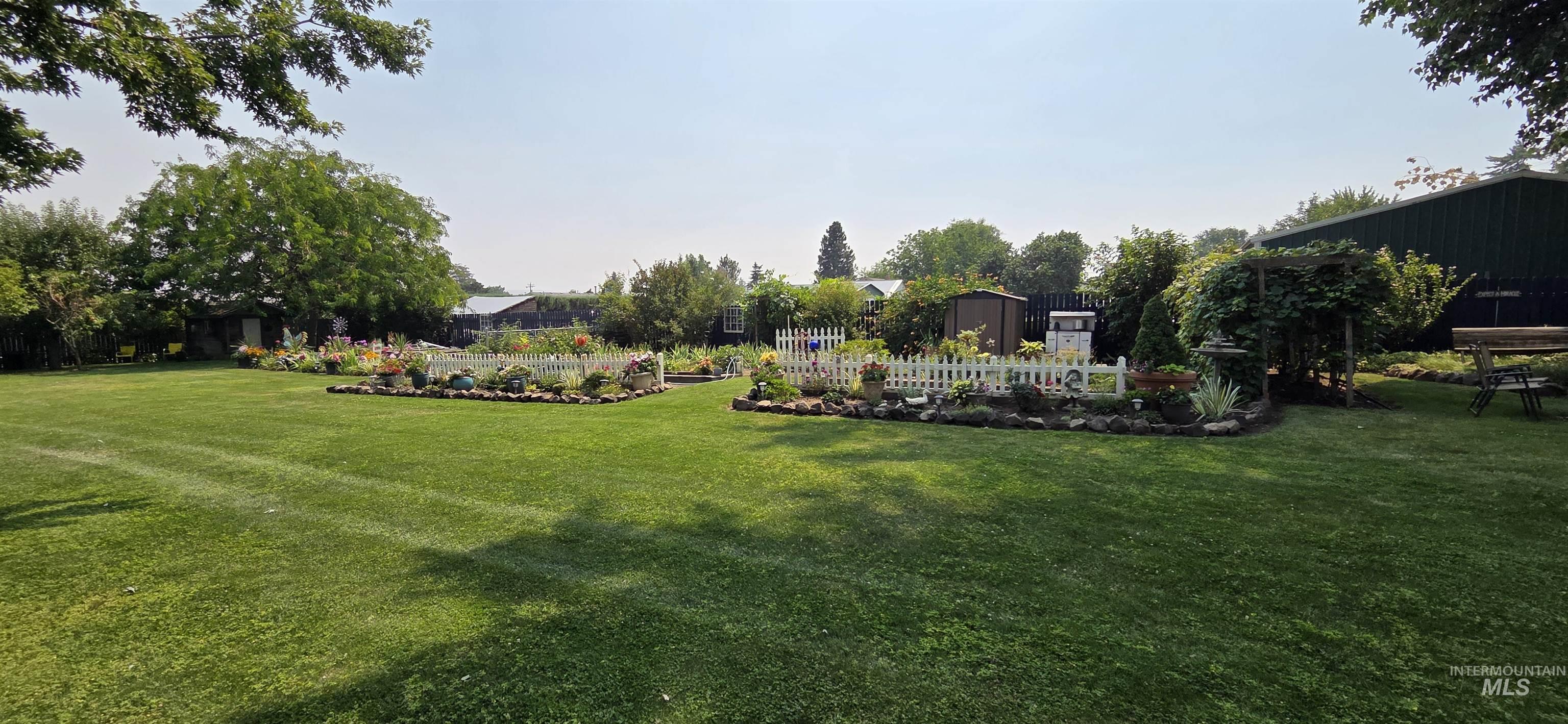 1624 Birch ave, Lewiston, Idaho 83501, 6 Bedrooms, 4 Bathrooms, Residential For Sale, Price $739,000,MLS 98995444