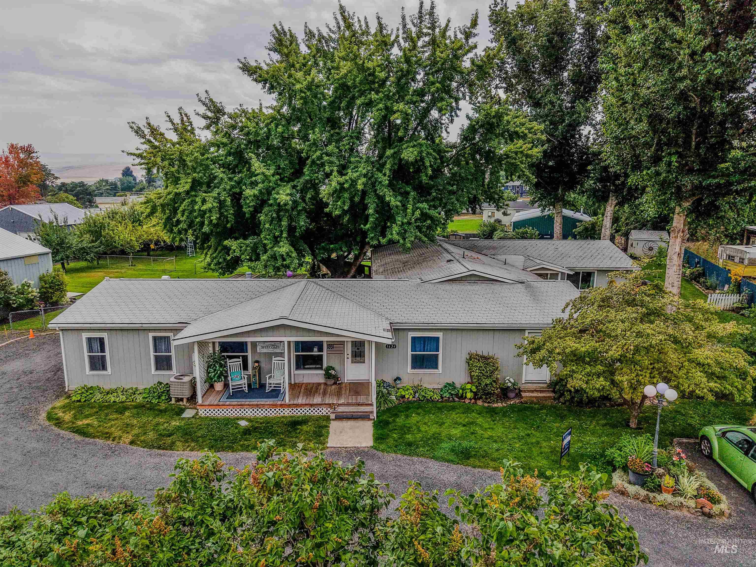 1624 Birch ave, Lewiston, Idaho 83501, 6 Bedrooms, 4 Bathrooms, Residential For Sale, Price $739,000,MLS 98995444