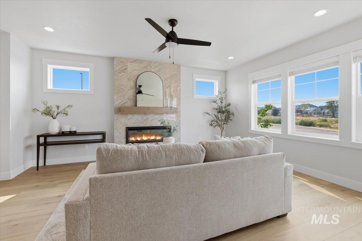 1410 E Zapala St., Kuna, Idaho 83634, 4 Bedrooms, 2.5 Bathrooms, Residential For Sale, Price $524,900, 98995449