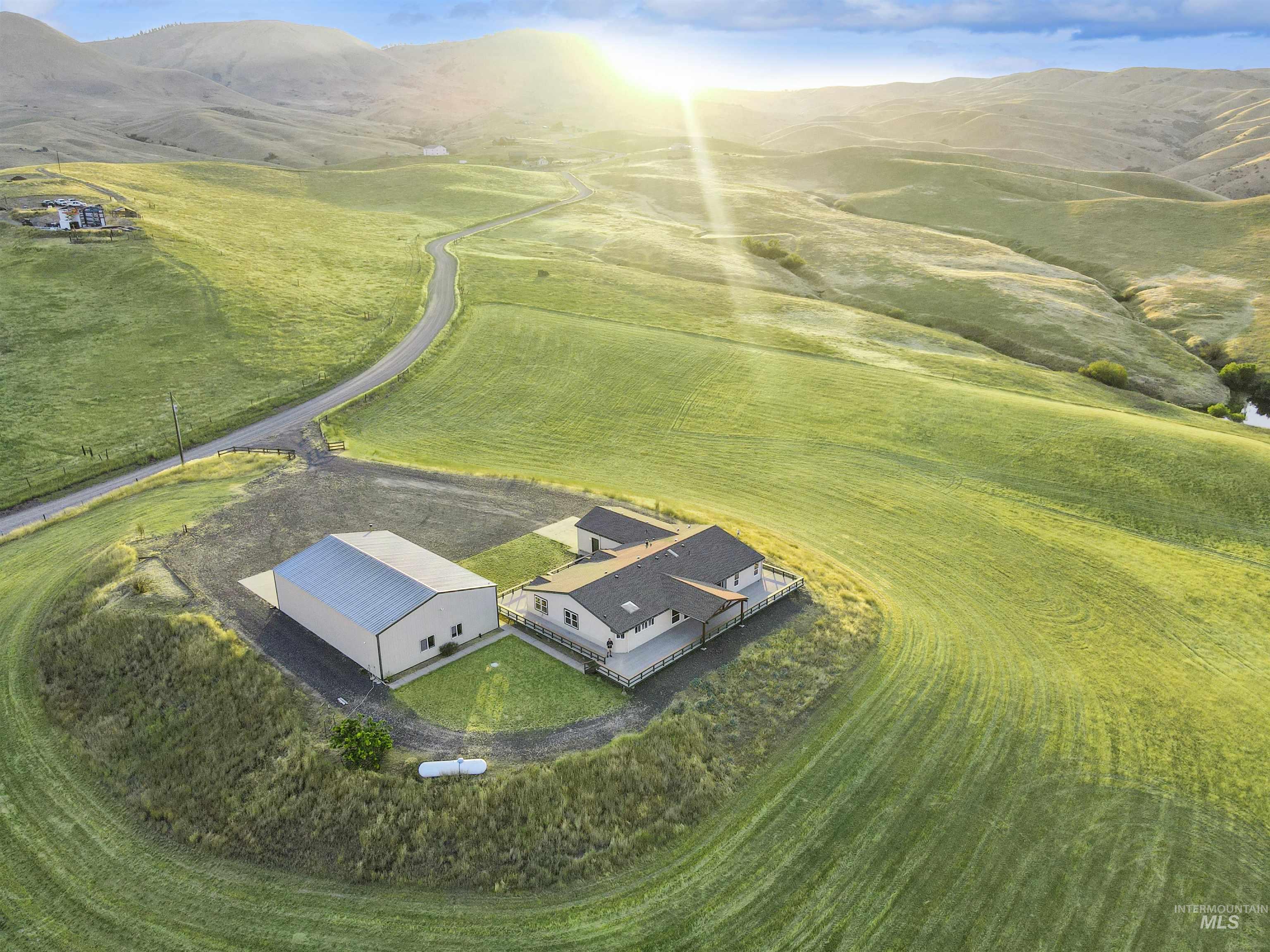 11375 Timber Butte Rd, Sweet, Idaho 83670, 3 Bedrooms, 2 Bathrooms, Residential For Sale, Price $1,269,900,MLS 98995451