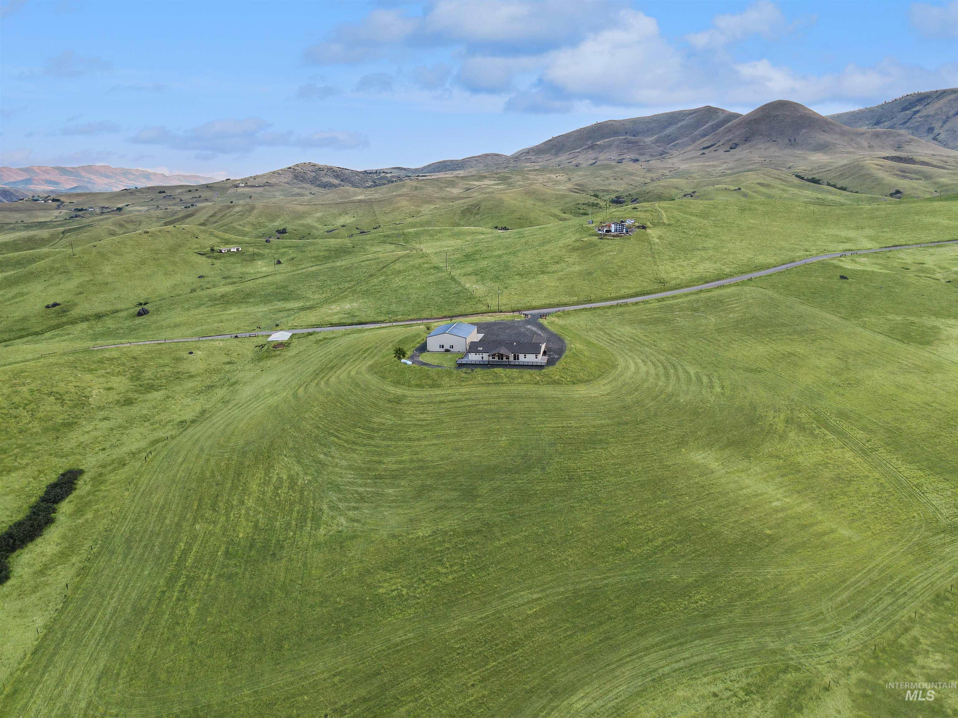 11375 Timber Butte Rd, Sweet, Idaho 83670, 3 Bedrooms, 2 Bathrooms, Residential For Sale, Price $1,269,900,MLS 98995451