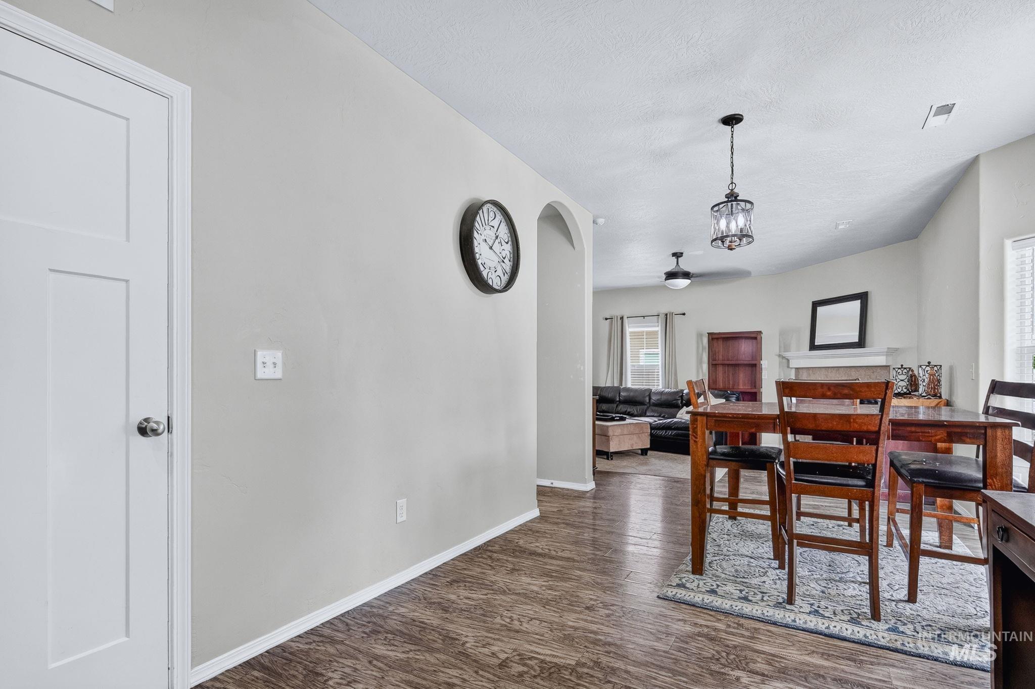 19044 Kenney Way, Caldwell, Idaho 83605, 4 Bedrooms, 2.5 Bathrooms, Residential For Sale, Price $500,000, 98995458