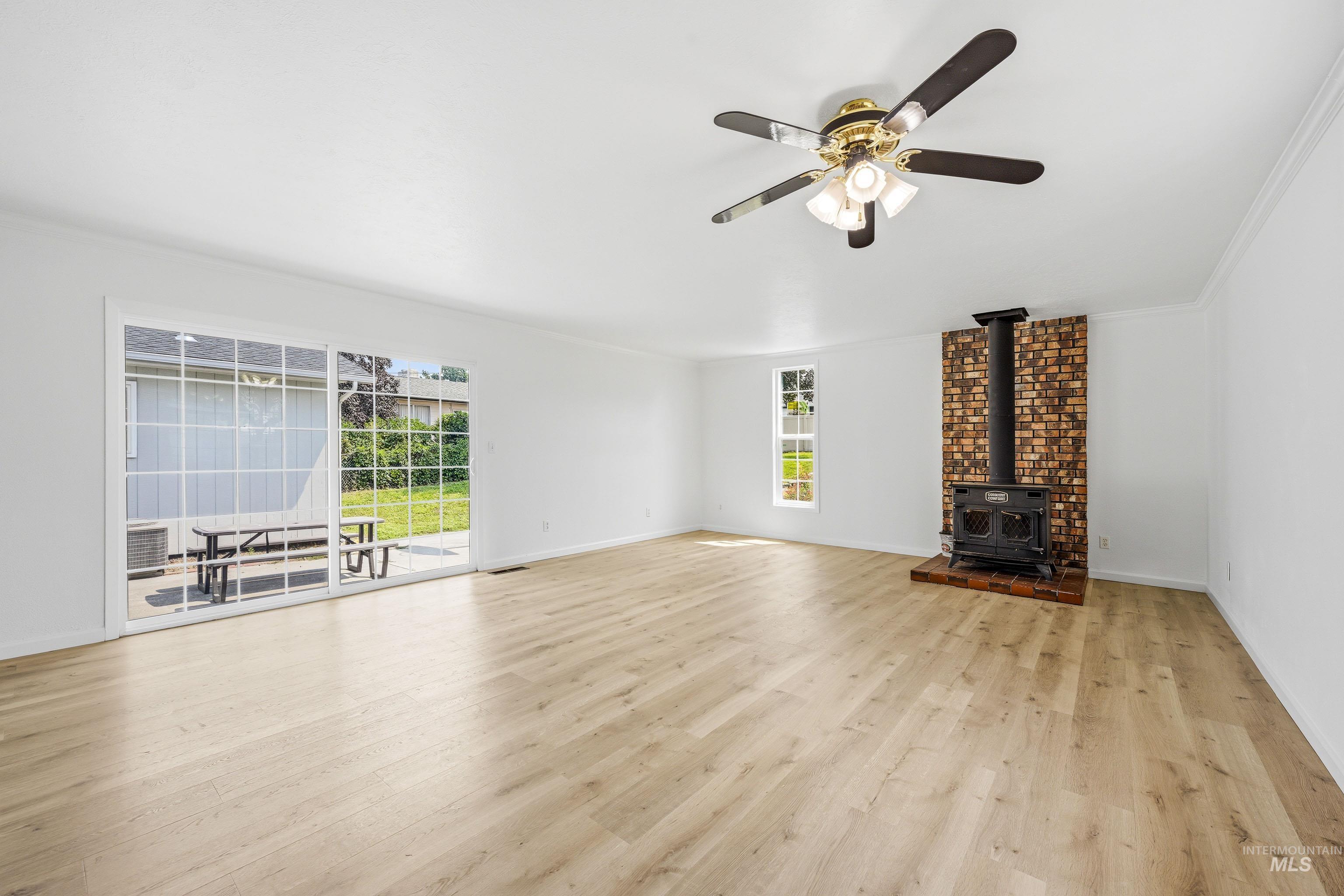 1220 18th Ave, Lewiston, Idaho 83501, 5 Bedrooms, 3 Bathrooms, Residential For Sale, Price $425,000,MLS 98995459