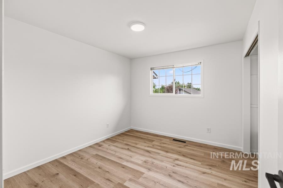 1220 18th Ave, Lewiston, Idaho 83501, 5 Bedrooms, 3 Bathrooms, Residential For Sale, Price $425,000,MLS 98995459