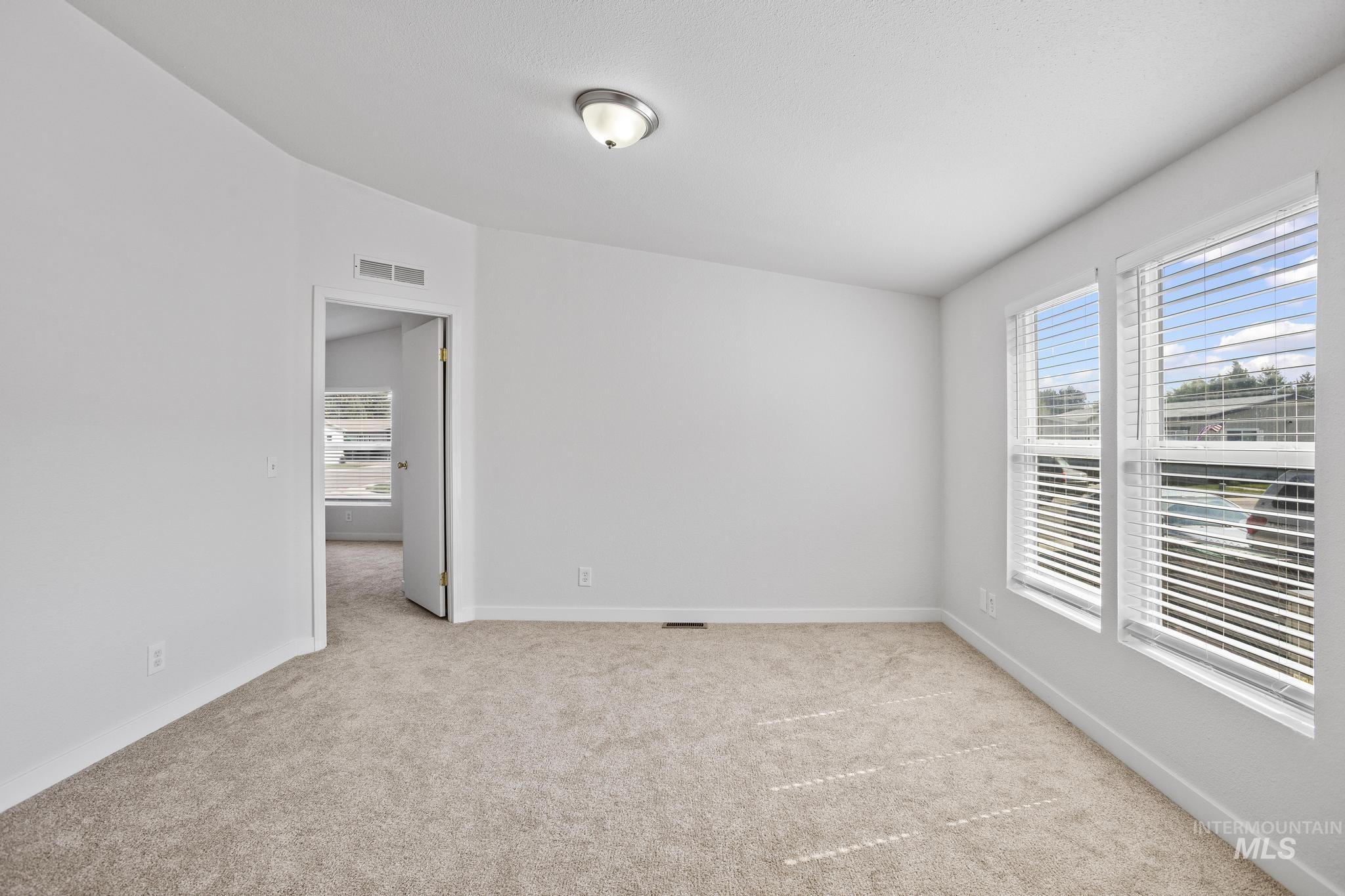 11250 W Azure Ln, Boise, Idaho 83713, 3 Bedrooms, 2 Bathrooms, Residential For Sale, Price $135,000, 98995461