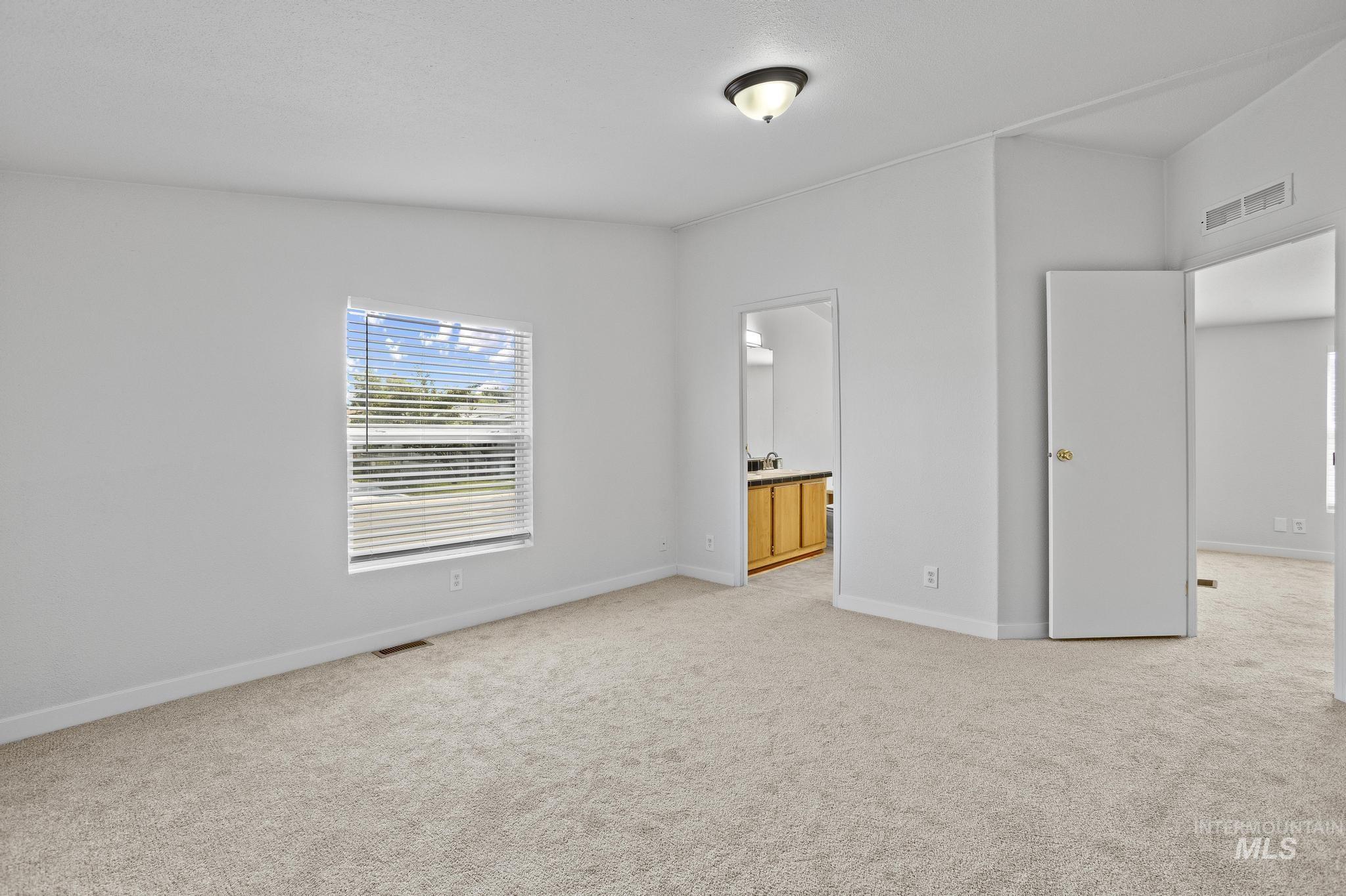 11250 W Azure Ln, Boise, Idaho 83713, 3 Bedrooms, 2 Bathrooms, Residential For Sale, Price $135,000, 98995461