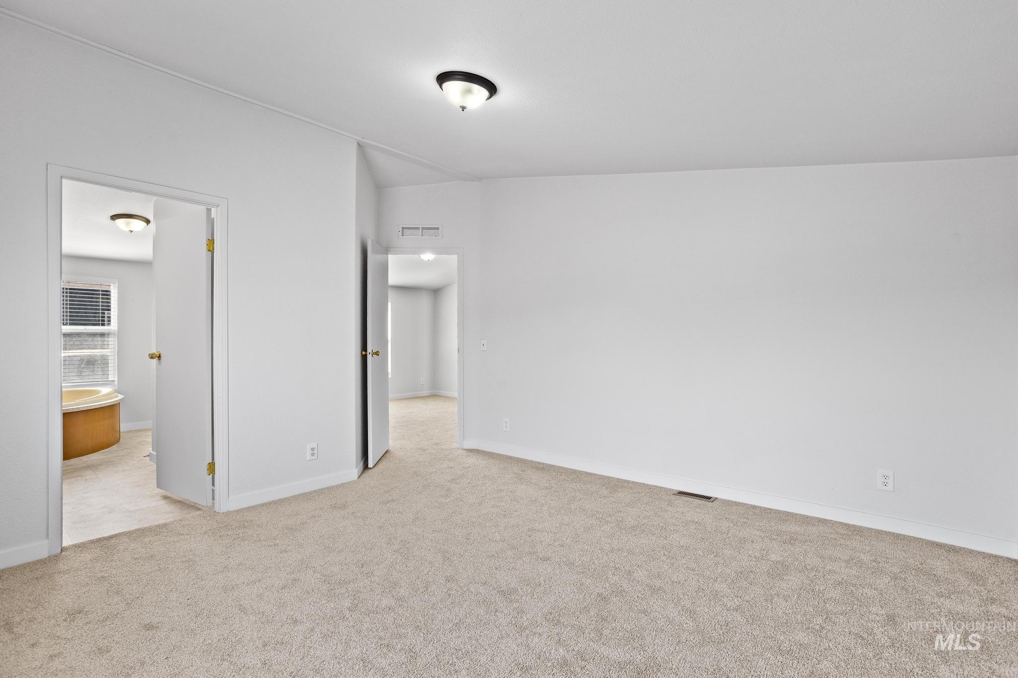11250 W Azure Ln, Boise, Idaho 83713, 3 Bedrooms, 2 Bathrooms, Residential For Sale, Price $135,000, 98995461