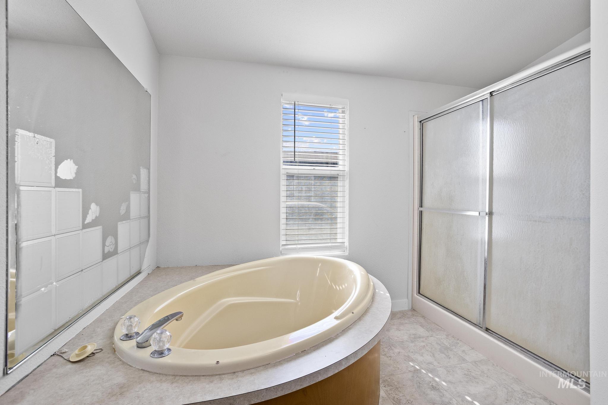 11250 W Azure Ln, Boise, Idaho 83713, 3 Bedrooms, 2 Bathrooms, Residential For Sale, Price $135,000, 98995461