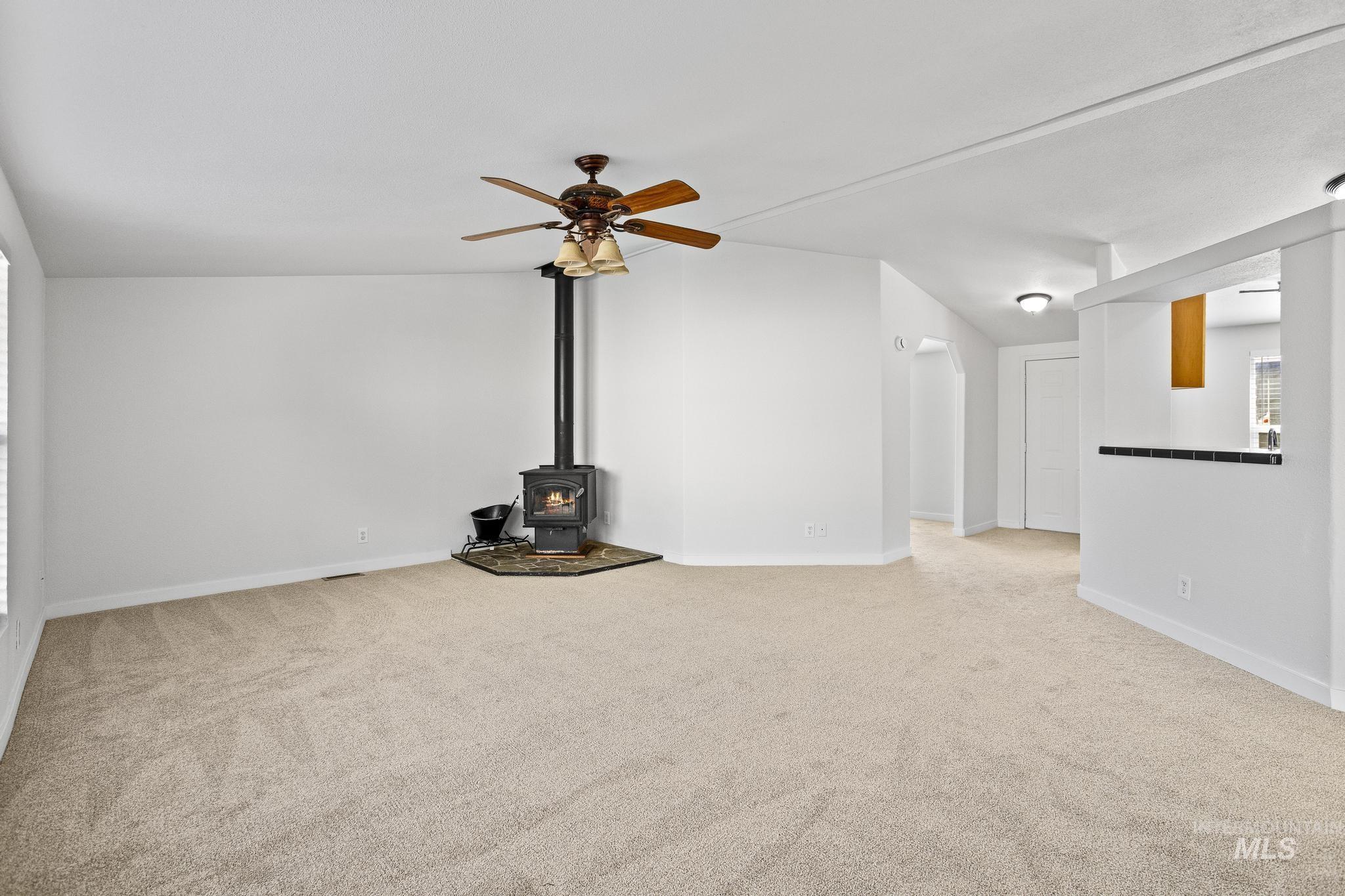 11250 W Azure Ln, Boise, Idaho 83713, 3 Bedrooms, 2 Bathrooms, Residential For Sale, Price $135,000, 98995461