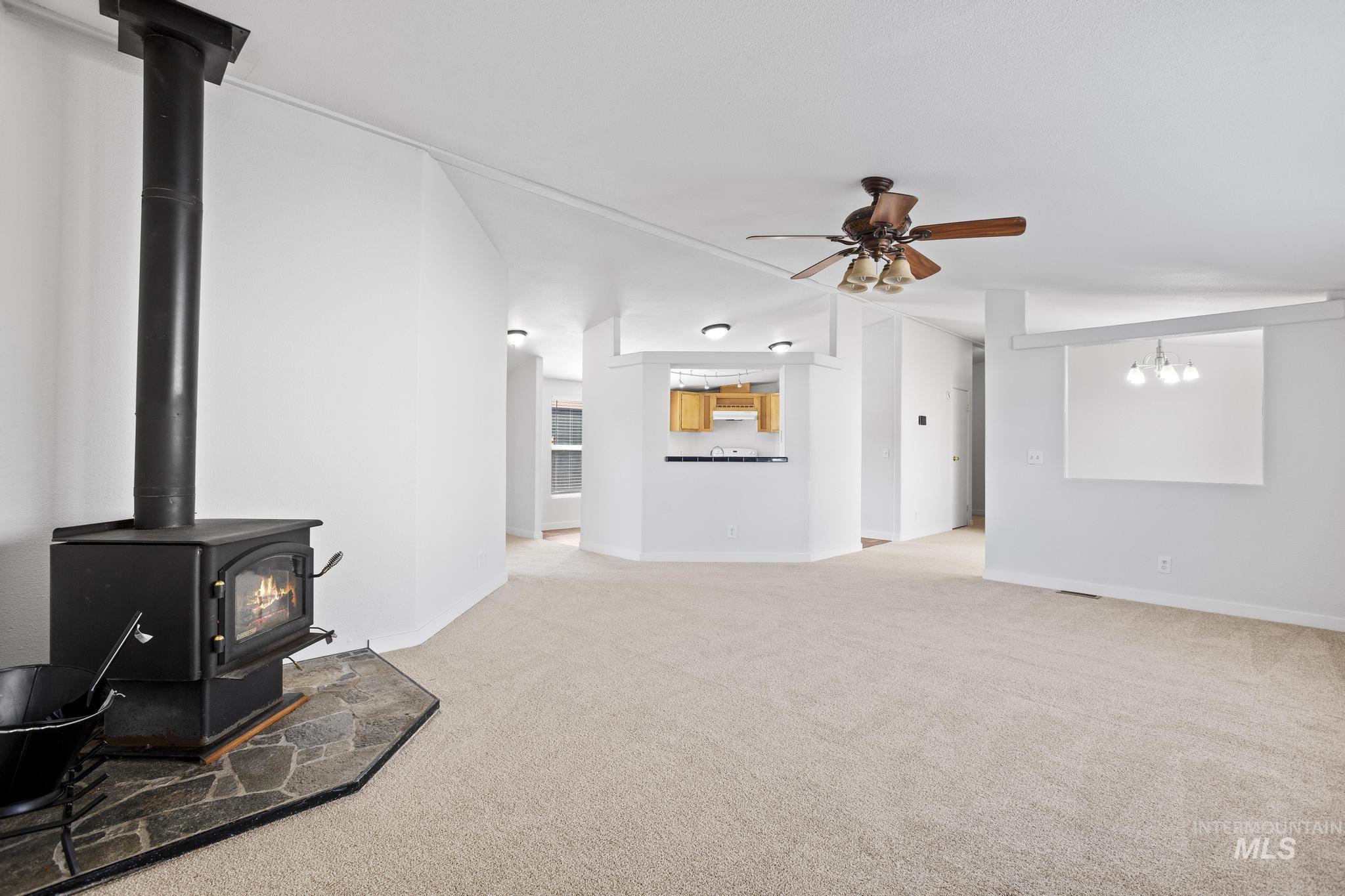 11250 W Azure Ln, Boise, Idaho 83713, 3 Bedrooms, 2 Bathrooms, Residential For Sale, Price $135,000, 98995461