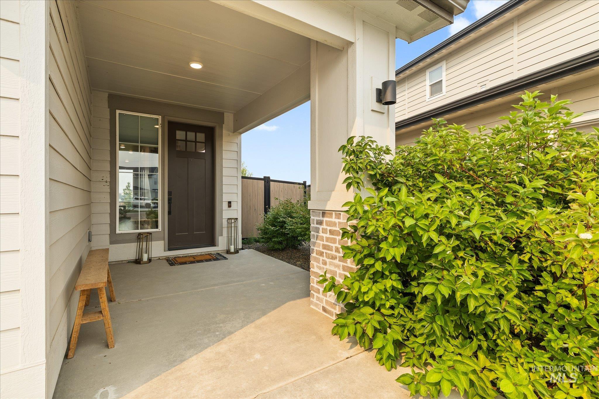 6883 W Mattawa Dr, Meridian, Idaho 83646, 4 Bedrooms, 2.5 Bathrooms, Residential For Sale, Price $785,000,MLS 98995465