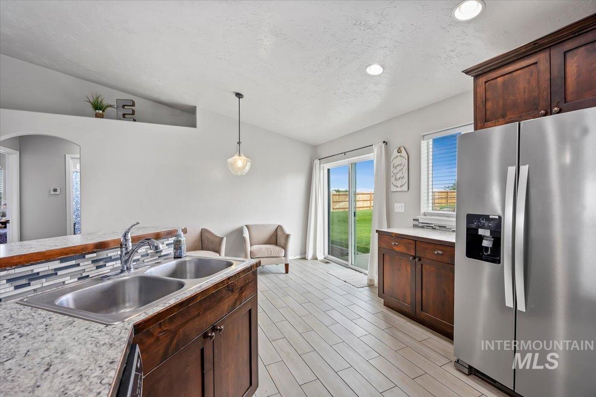 164 W 30 S, Jerome, Idaho 83338, 4 Bedrooms, 2 Bathrooms, Residential For Sale, Price $449,000,MLS 98995466
