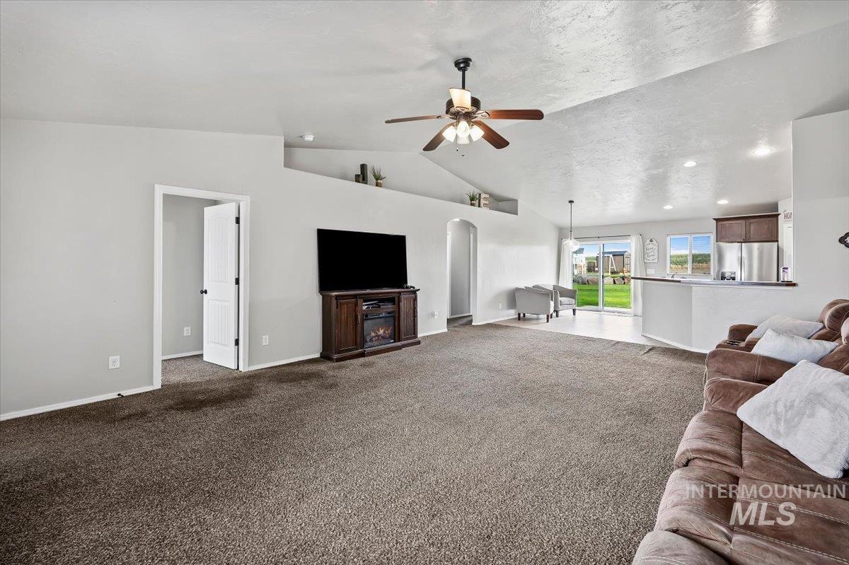 164 W 30 S, Jerome, Idaho 83338, 4 Bedrooms, 2 Bathrooms, Residential For Sale, Price $449,000,MLS 98995466