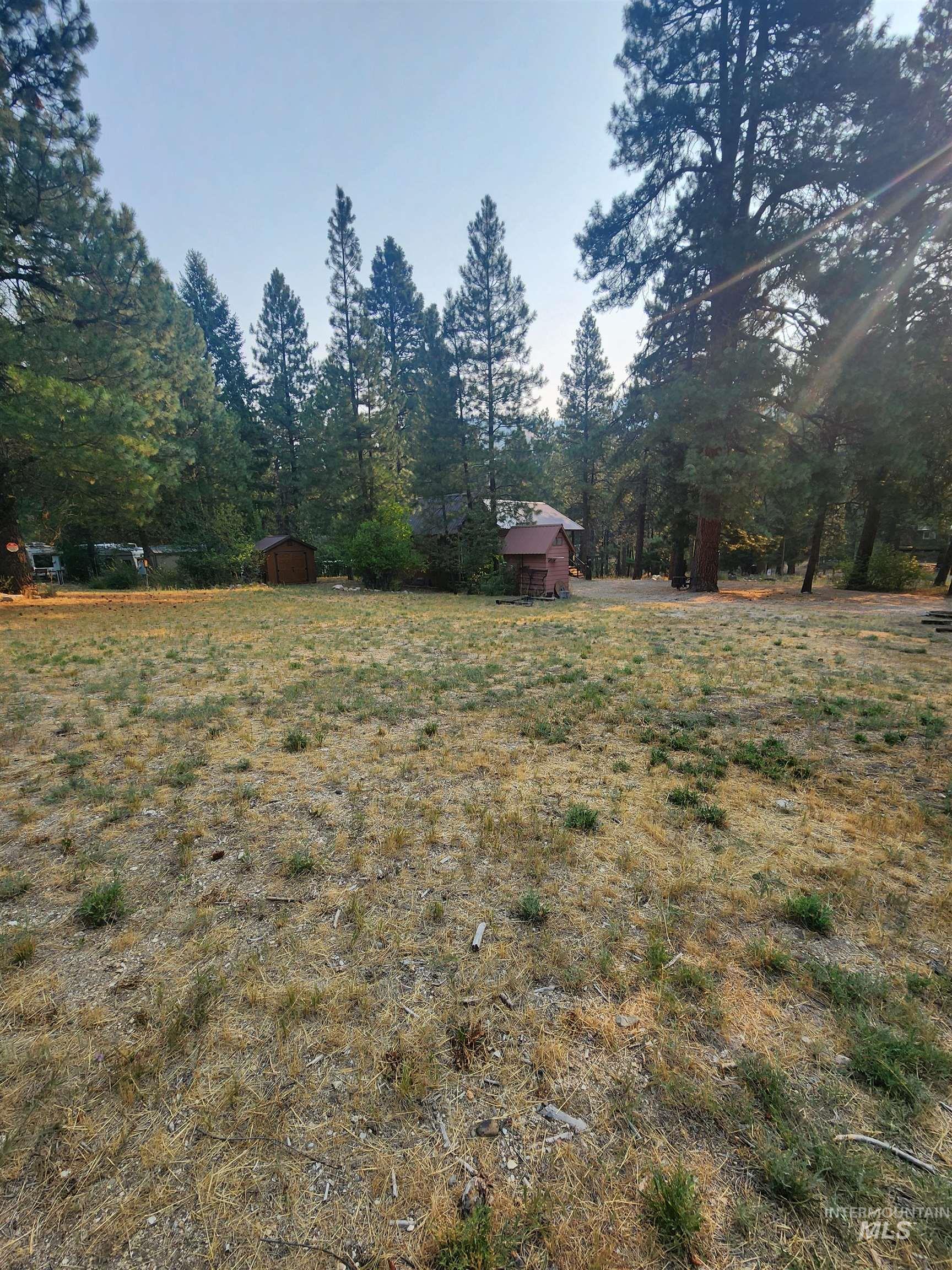 1061 N Hidden Pine Rd, Pine, Idaho 83647, 2 Bedrooms, 2 Bathrooms, Residential For Sale, Price $719,000, 98995468