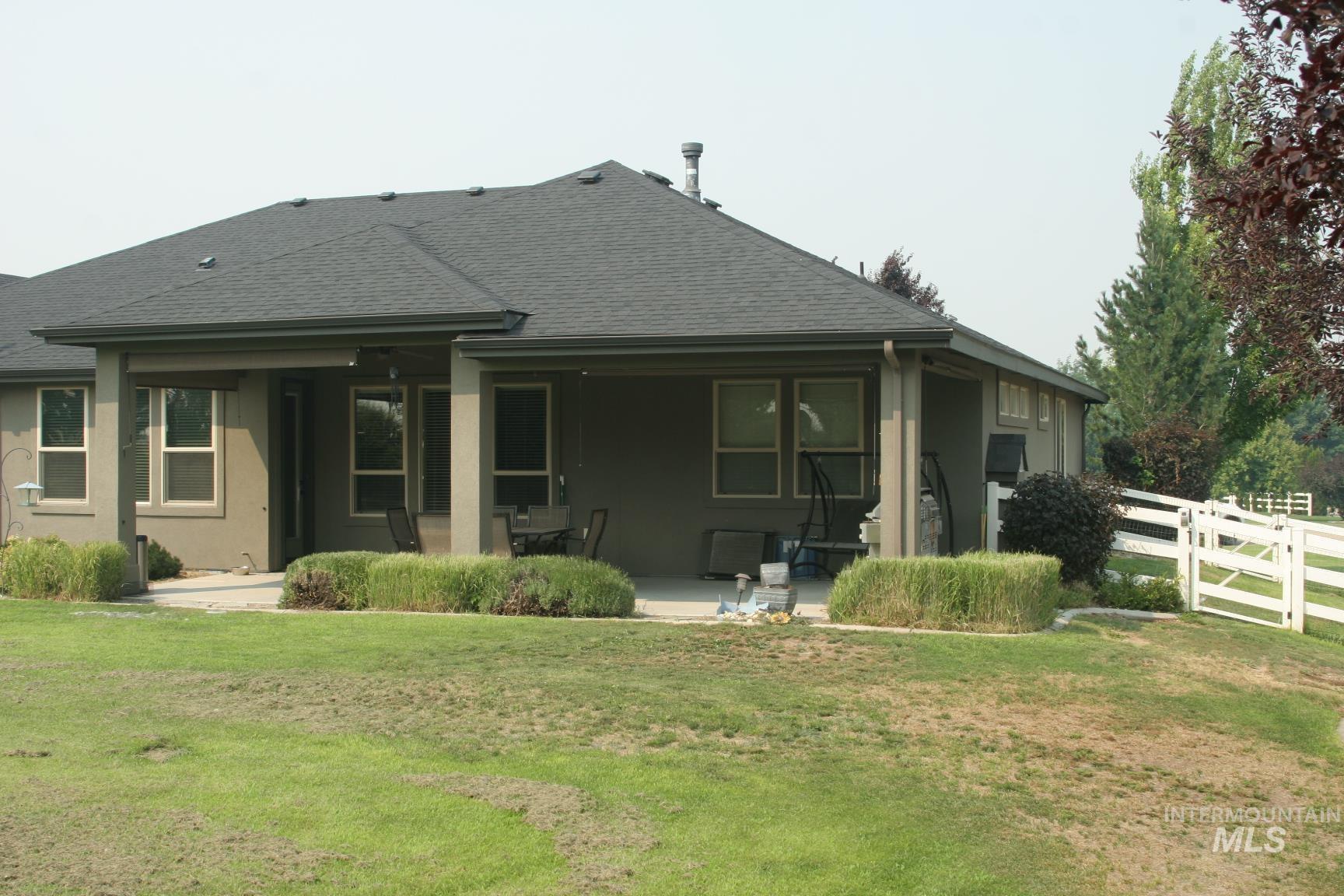 14921 Dagger Falls Way, Caldwell, Idaho 83607, 3 Bedrooms, 3 Bathrooms, Residential For Sale, Price $849,888, 98995469