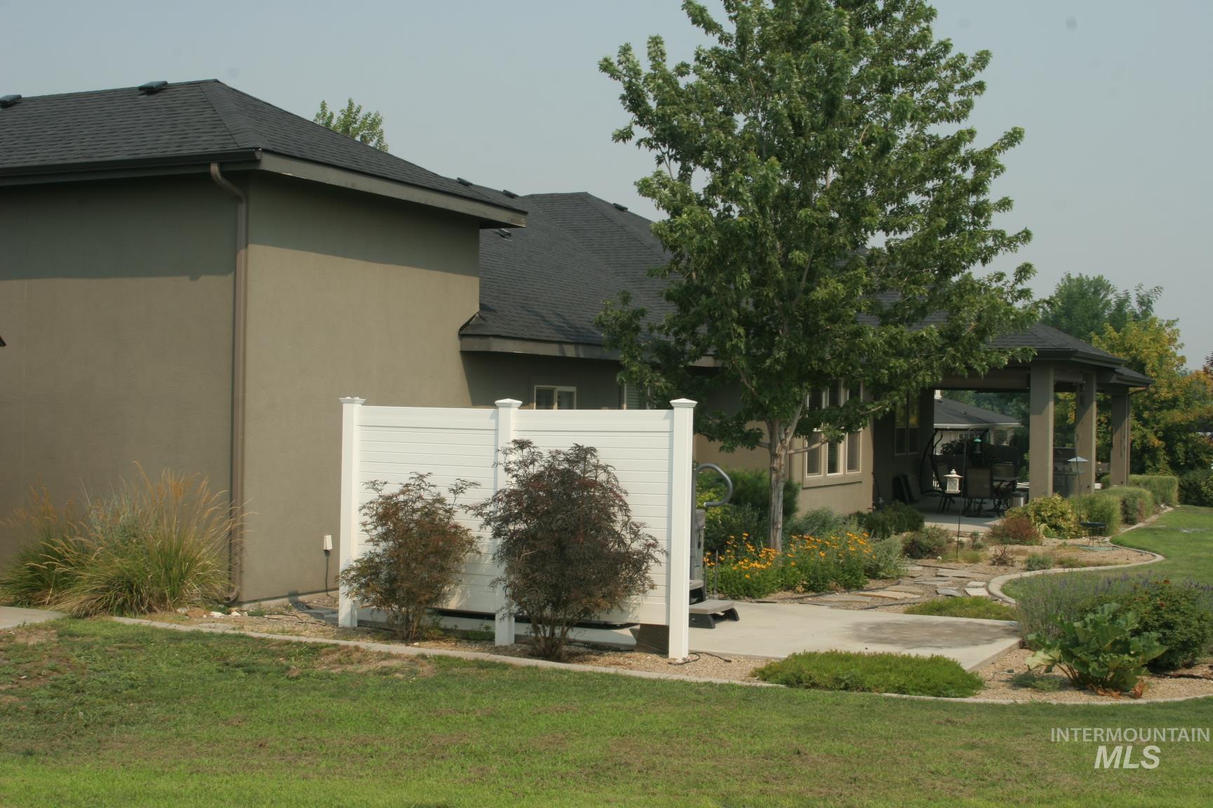 14921 Dagger Falls Way, Caldwell, Idaho 83607, 3 Bedrooms, 3 Bathrooms, Residential For Sale, Price $849,888, 98995469